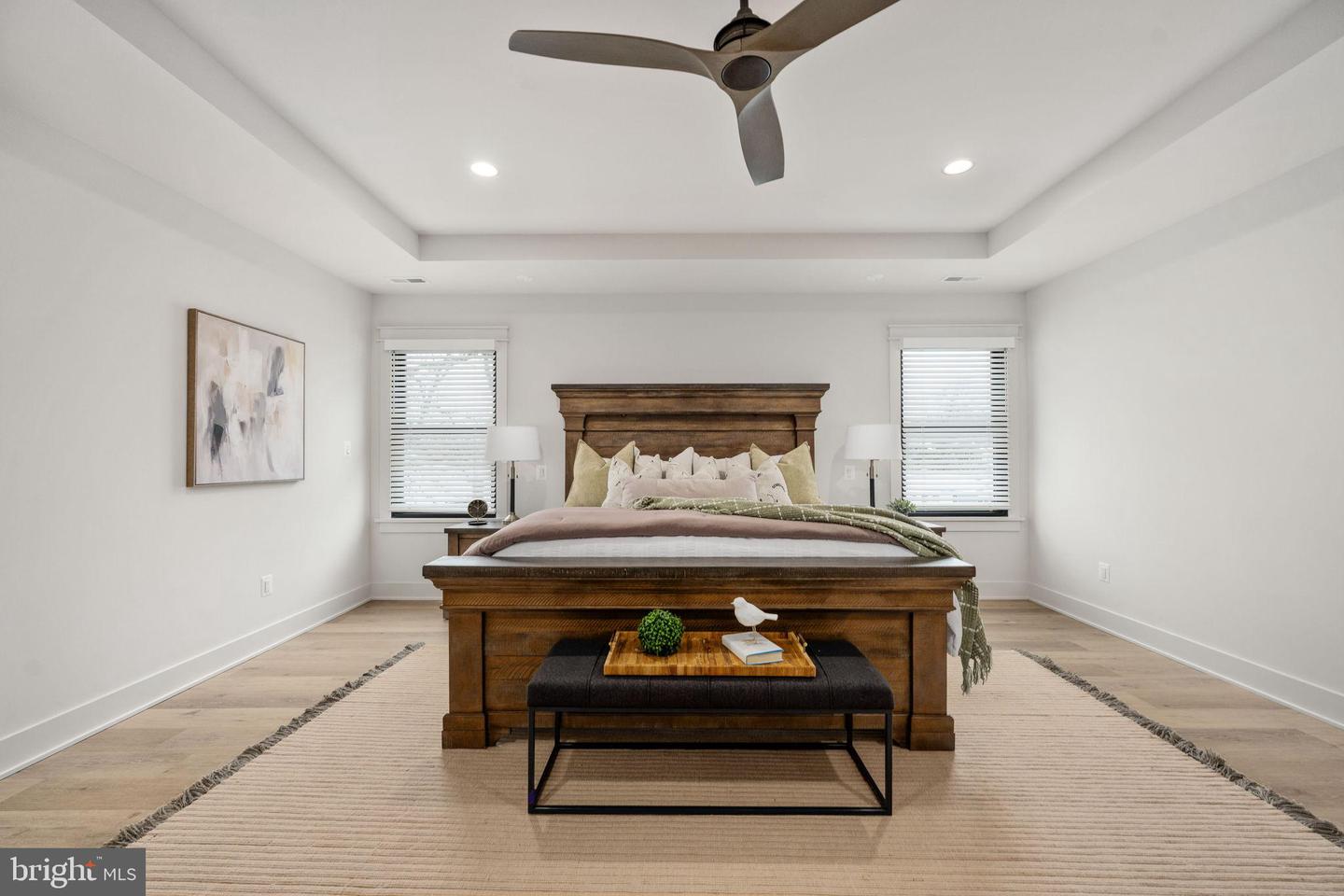 516 VALLEY DR SE, VIENNA, Virginia 22180, 6 Bedrooms Bedrooms, 23 Rooms Rooms,6 BathroomsBathrooms,Residential,For sale,516 VALLEY DR SE,VAFX2289572 MLS # VAFX2289572