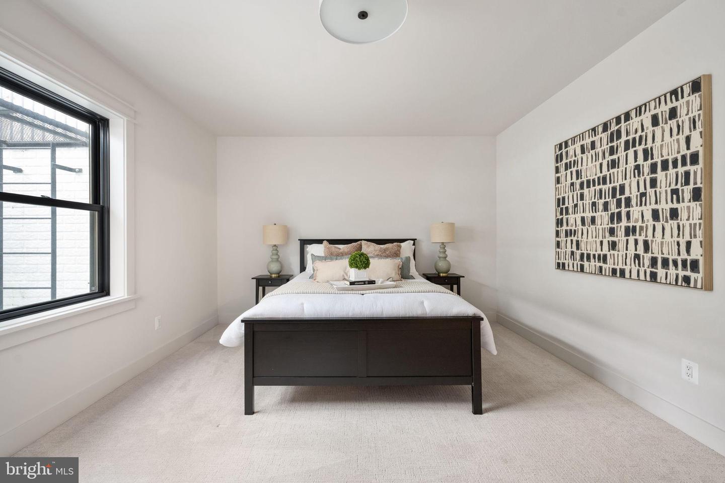 516 VALLEY DR SE, VIENNA, Virginia 22180, 6 Bedrooms Bedrooms, 23 Rooms Rooms,6 BathroomsBathrooms,Residential,For sale,516 VALLEY DR SE,VAFX2289572 MLS # VAFX2289572