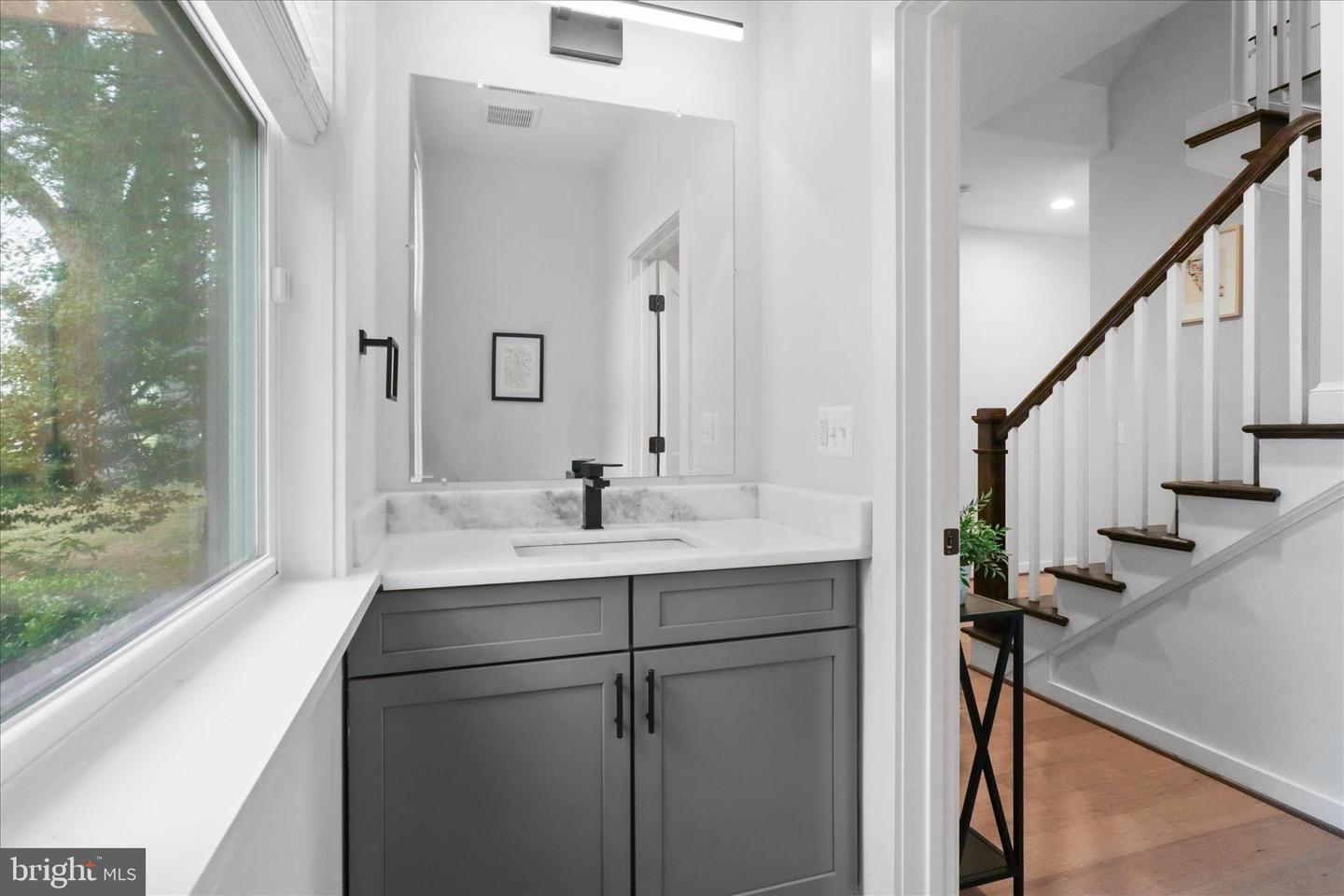 6625 OAK DR, ALEXANDRIA, Virginia 22306, 4 Bedrooms Bedrooms, ,3 BathroomsBathrooms,Residential,For sale,6625 OAK DR,VAFX2289604 MLS # VAFX2289604