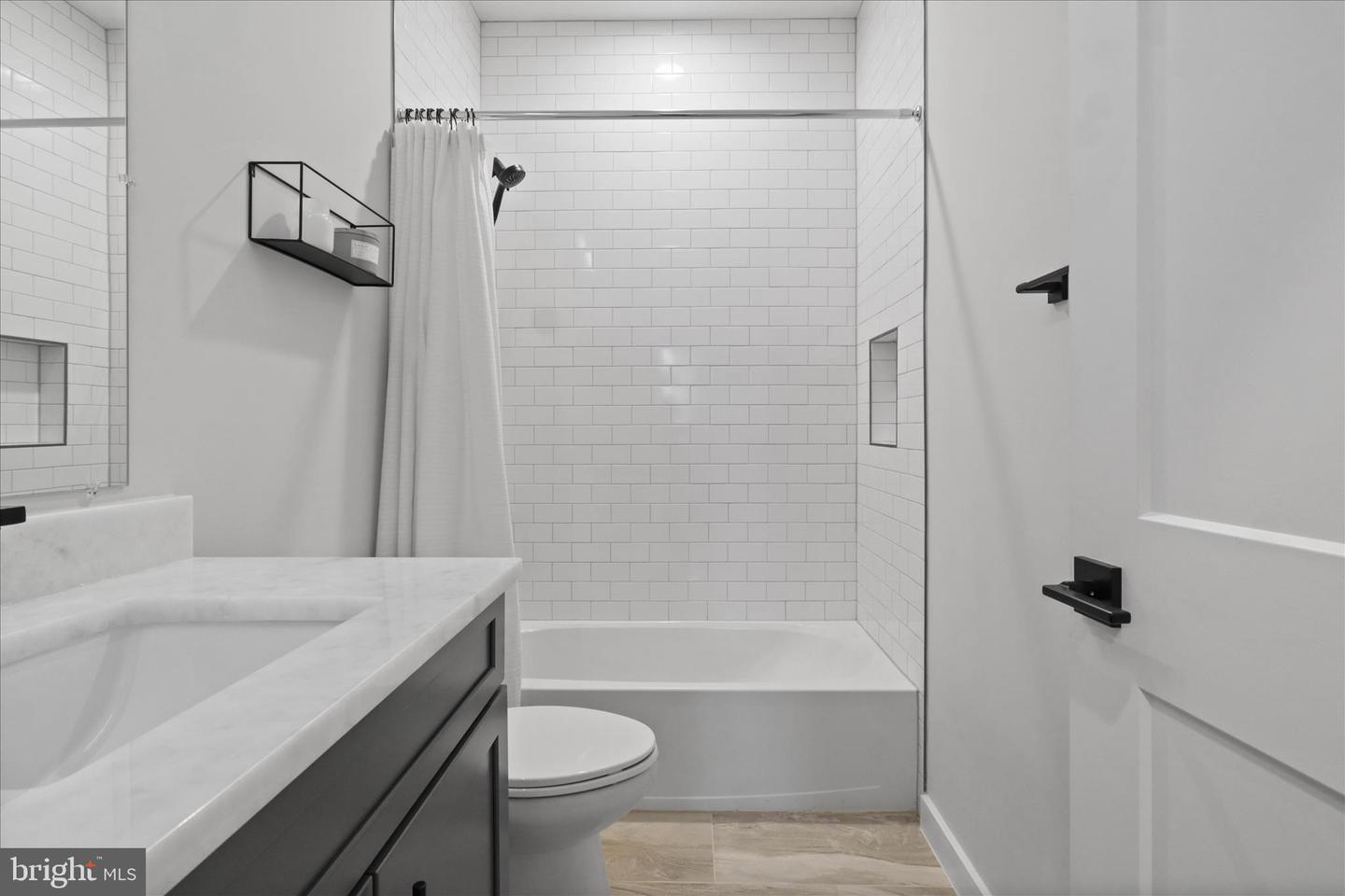 6625 OAK DR, ALEXANDRIA, Virginia 22306, 4 Bedrooms Bedrooms, ,3 BathroomsBathrooms,Residential,For sale,6625 OAK DR,VAFX2289604 MLS # VAFX2289604