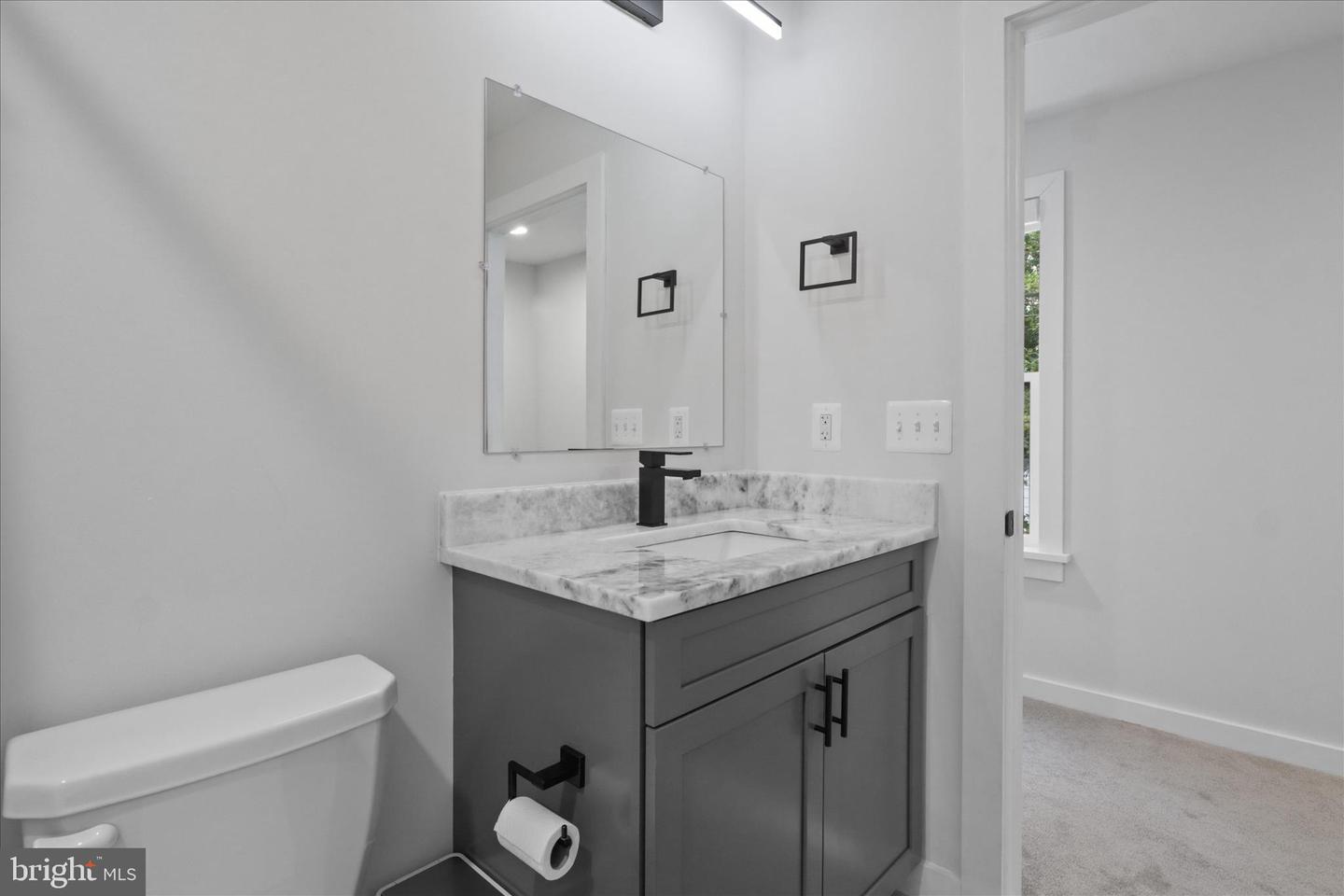 6625 OAK DR, ALEXANDRIA, Virginia 22306, 4 Bedrooms Bedrooms, ,3 BathroomsBathrooms,Residential,For sale,6625 OAK DR,VAFX2289604 MLS # VAFX2289604