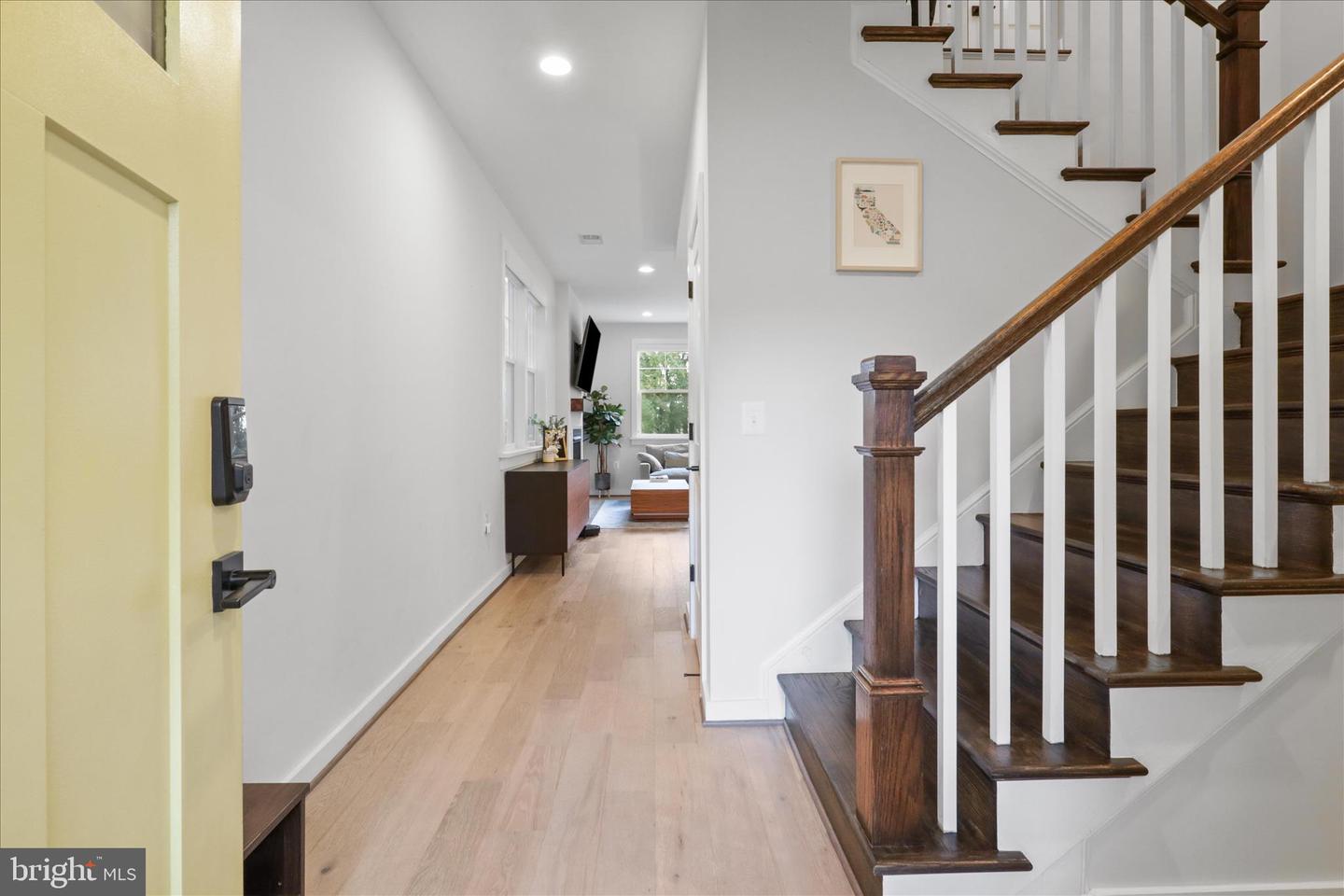 6625 OAK DR, ALEXANDRIA, Virginia 22306, 4 Bedrooms Bedrooms, ,3 BathroomsBathrooms,Residential,For sale,6625 OAK DR,VAFX2289604 MLS # VAFX2289604