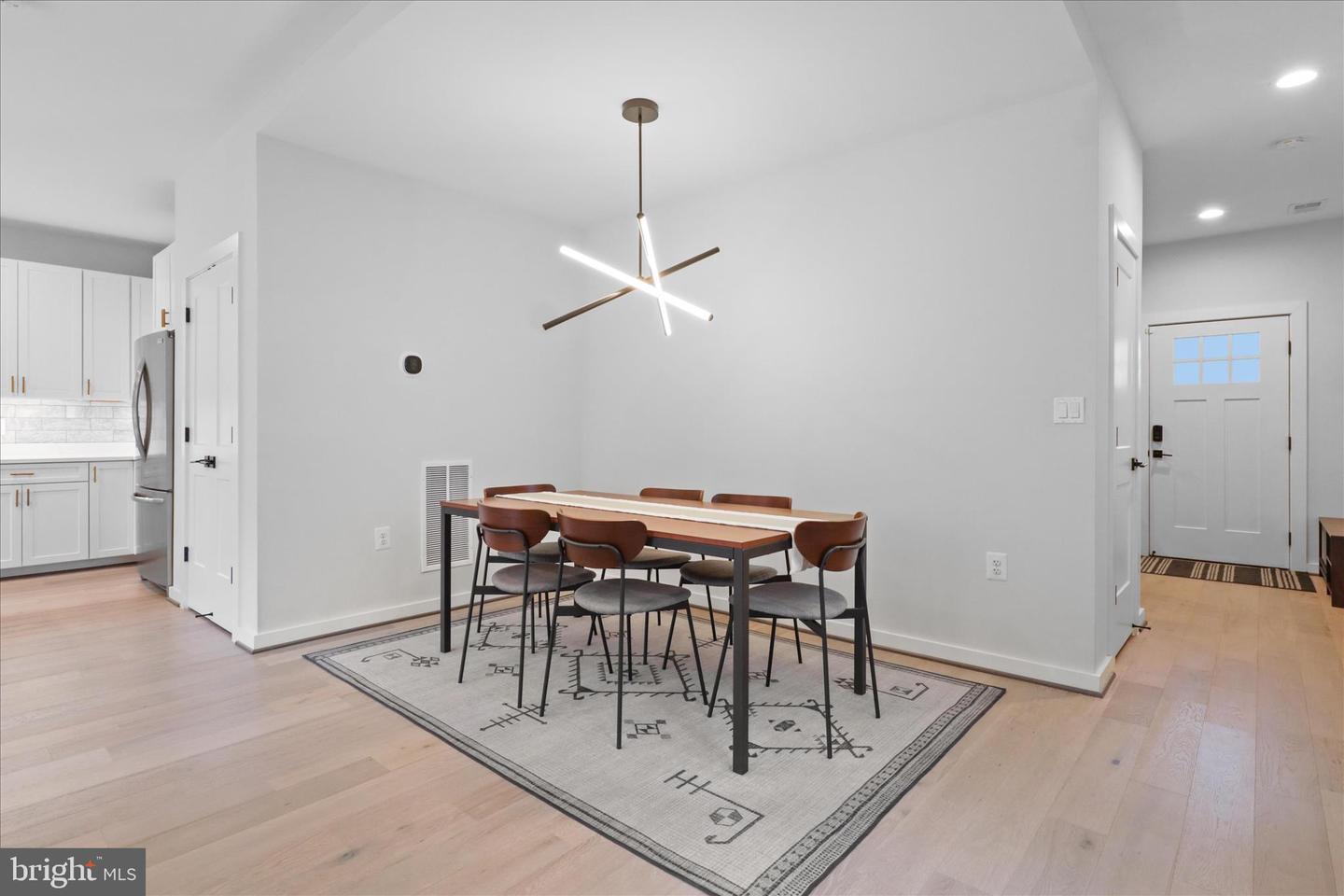 6625 OAK DR, ALEXANDRIA, Virginia 22306, 4 Bedrooms Bedrooms, ,3 BathroomsBathrooms,Residential,For sale,6625 OAK DR,VAFX2289604 MLS # VAFX2289604