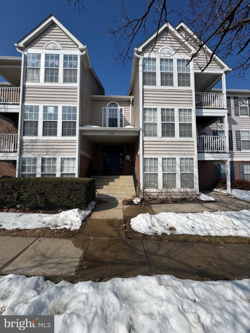 12236 LADYMEADE CT #202, WOODBRIDGE, Virginia 22192, 2 Bedrooms Bedrooms, ,2 BathroomsBathrooms,Residential,For sale,12236 LADYMEADE CT #202,VAPW2112072 MLS # VAPW2112072