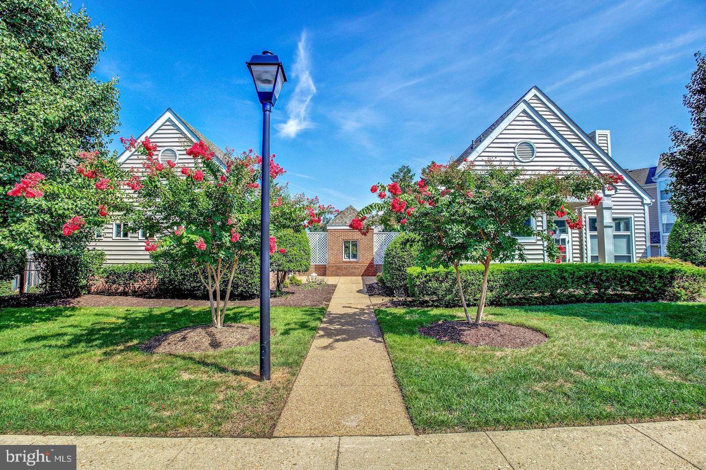 12236 LADYMEADE CT #202, WOODBRIDGE, Virginia 22192, 2 Bedrooms Bedrooms, ,2 BathroomsBathrooms,Residential,For sale,12236 LADYMEADE CT #202,VAPW2112072 MLS # VAPW2112072