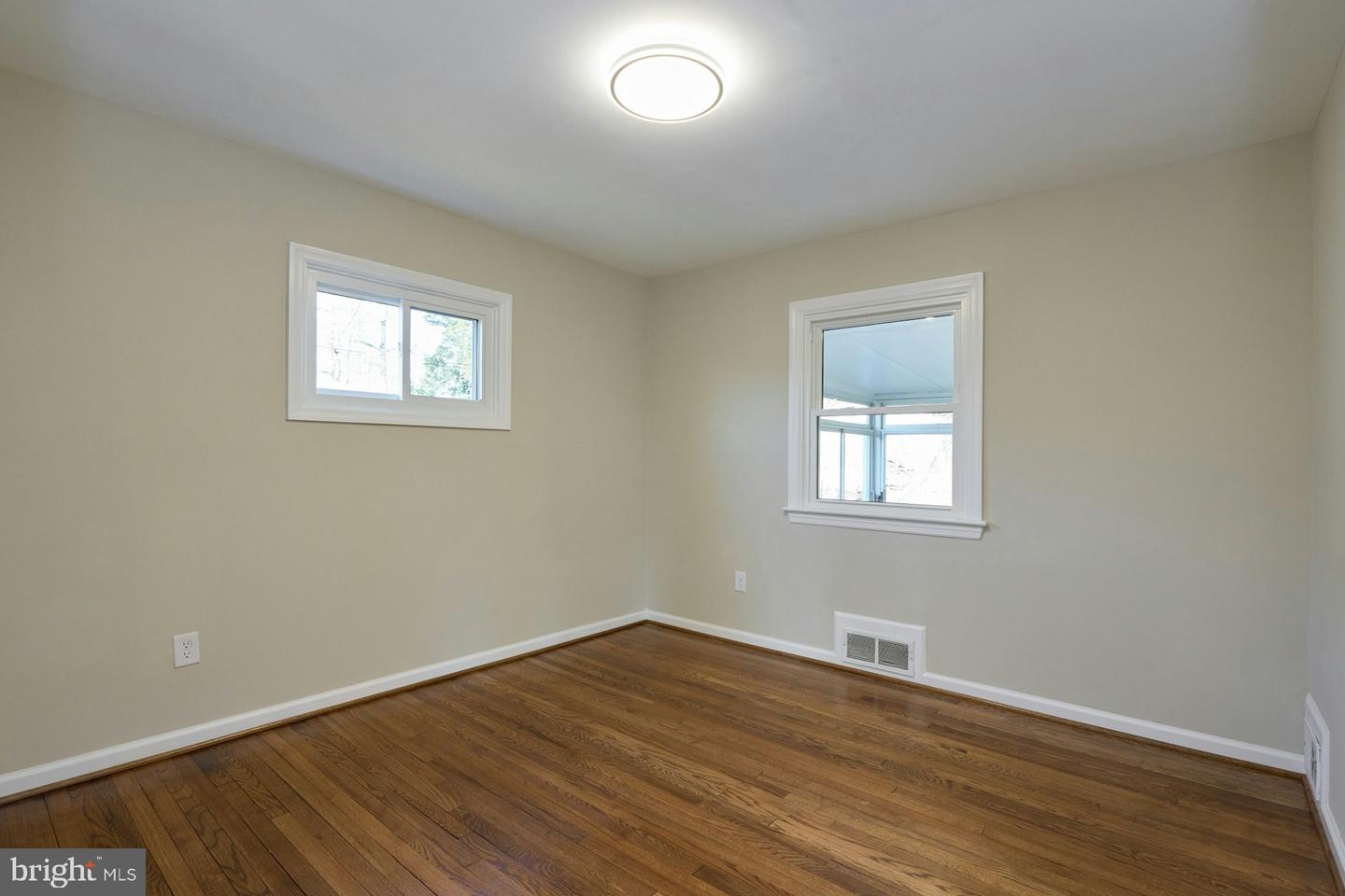 6621 CORNELL DR, ALEXANDRIA, Virginia 22307, 4 Bedrooms Bedrooms, ,2 BathroomsBathrooms,Residential,For sale,6621 CORNELL DR,VAFX2289612 MLS # VAFX2289612