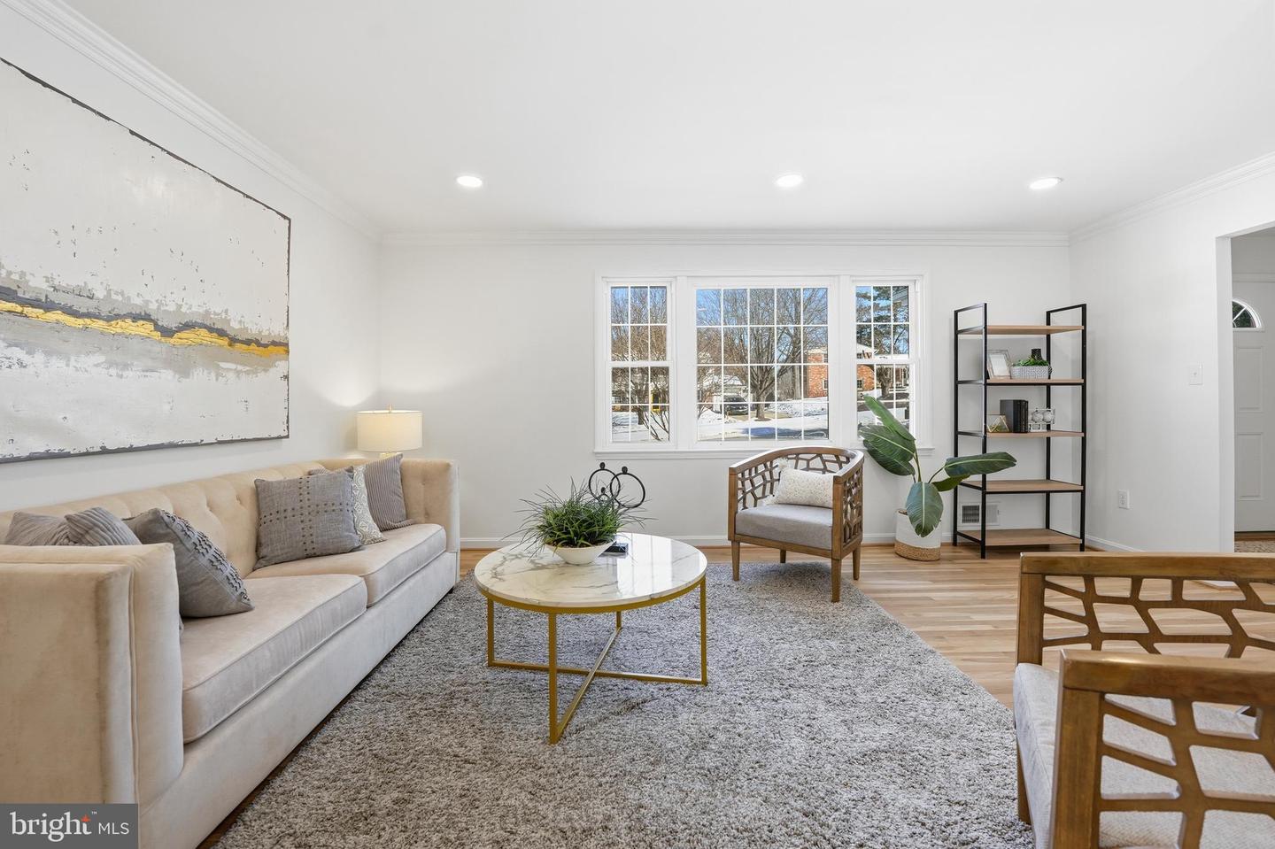 6802 SYDENSTRICKER RD, SPRINGFIELD, Virginia 22152, 4 Bedrooms Bedrooms, ,3 BathroomsBathrooms,Residential,For sale,6802 SYDENSTRICKER RD,VAFX2289616 MLS # VAFX2289616