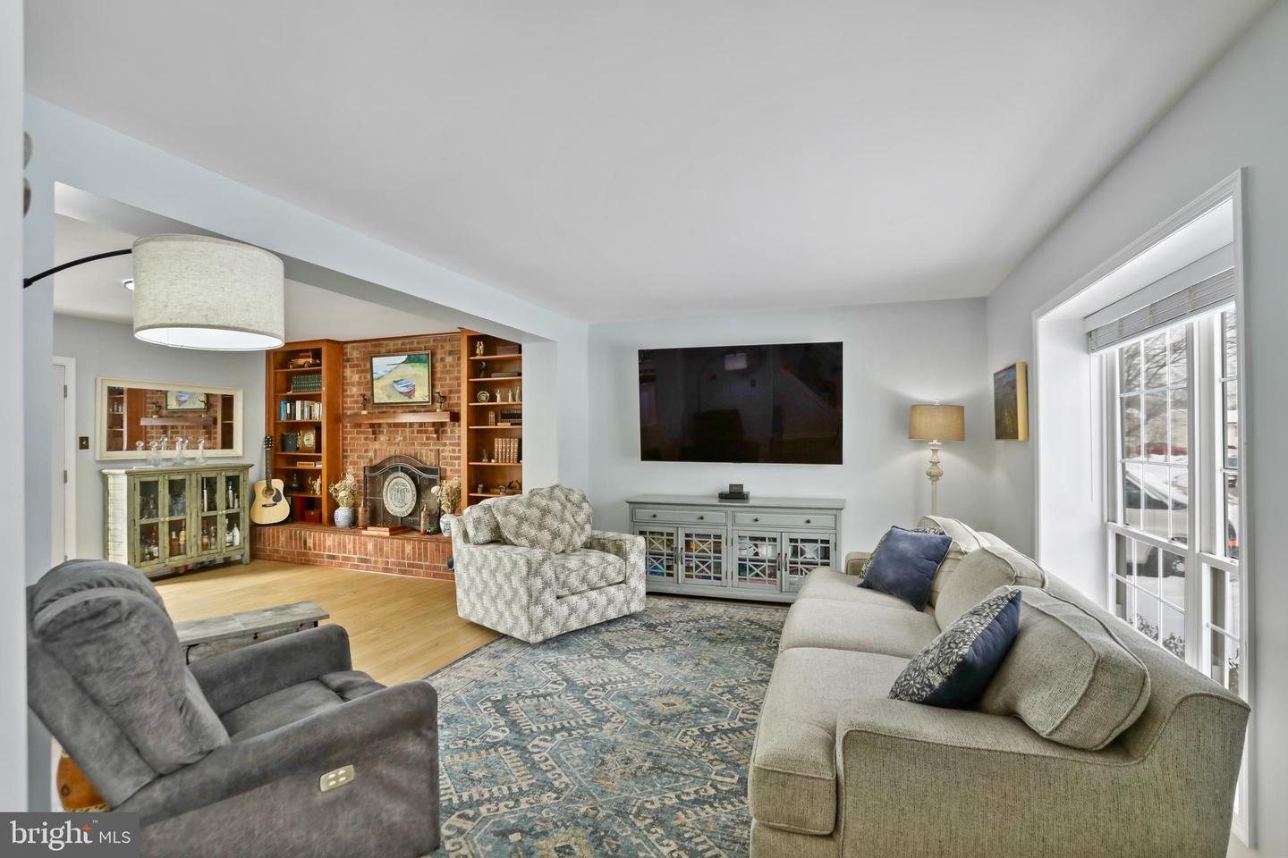 1323 APRIL WAY, HERNDON, Virginia 20170, 4 Bedrooms Bedrooms, ,2 BathroomsBathrooms,Residential,For sale,1323 APRIL WAY,VAFX2289622 MLS # VAFX2289622