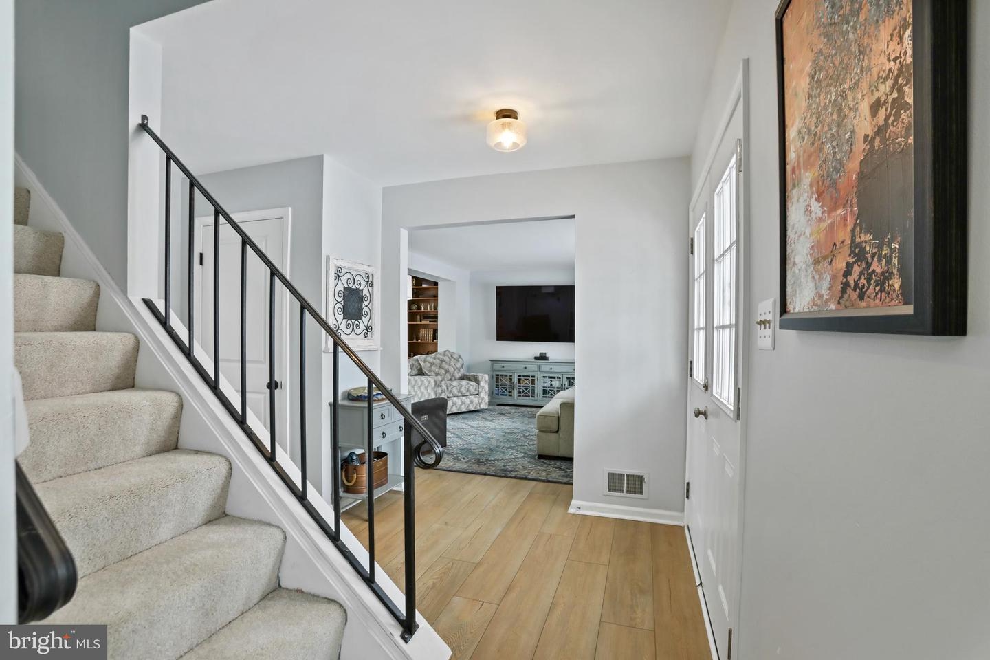 1323 APRIL WAY, HERNDON, Virginia 20170, 4 Bedrooms Bedrooms, ,2 BathroomsBathrooms,Residential,For sale,1323 APRIL WAY,VAFX2289622 MLS # VAFX2289622