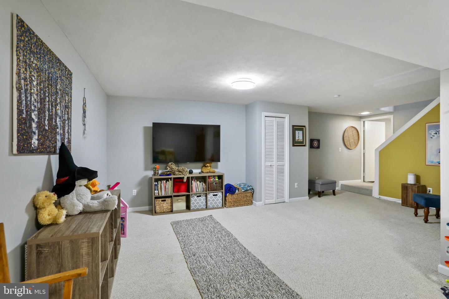 1323 APRIL WAY, HERNDON, Virginia 20170, 4 Bedrooms Bedrooms, ,2 BathroomsBathrooms,Residential,For sale,1323 APRIL WAY,VAFX2289622 MLS # VAFX2289622