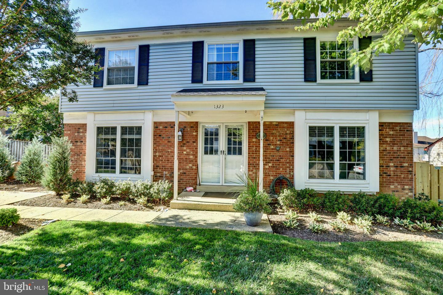 1323 APRIL WAY, HERNDON, Virginia 20170, 4 Bedrooms Bedrooms, ,2 BathroomsBathrooms,Residential,For sale,1323 APRIL WAY,VAFX2289622 MLS # VAFX2289622