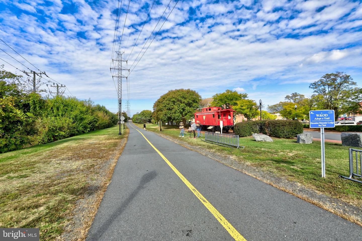 1323 APRIL WAY, HERNDON, Virginia 20170, 4 Bedrooms Bedrooms, ,2 BathroomsBathrooms,Residential,For sale,1323 APRIL WAY,VAFX2289622 MLS # VAFX2289622