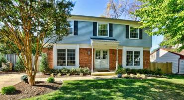 1323 APRIL WAY, HERNDON, Virginia 20170, 4 Bedrooms Bedrooms, ,2 BathroomsBathrooms,Residential,For sale,1323 APRIL WAY,VAFX2289622 MLS # VAFX2289622