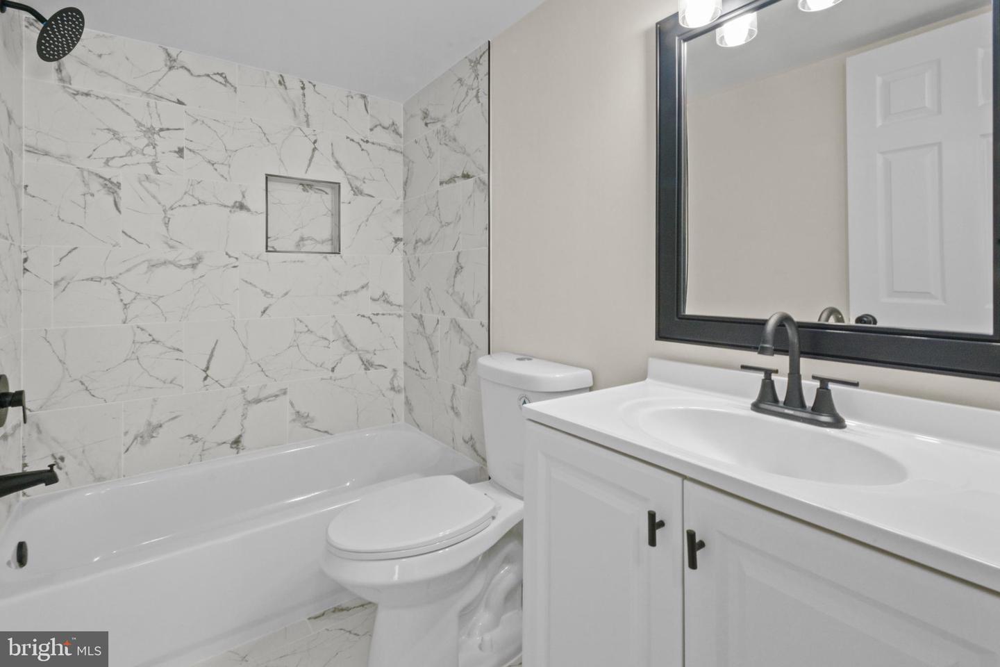 208 MARENGO CT, SPOTSYLVANIA, Virginia 22551, 4 Bedrooms Bedrooms, ,2 BathroomsBathrooms,Residential,For sale,208 MARENGO CT,VASP2039150 MLS # VASP2039150