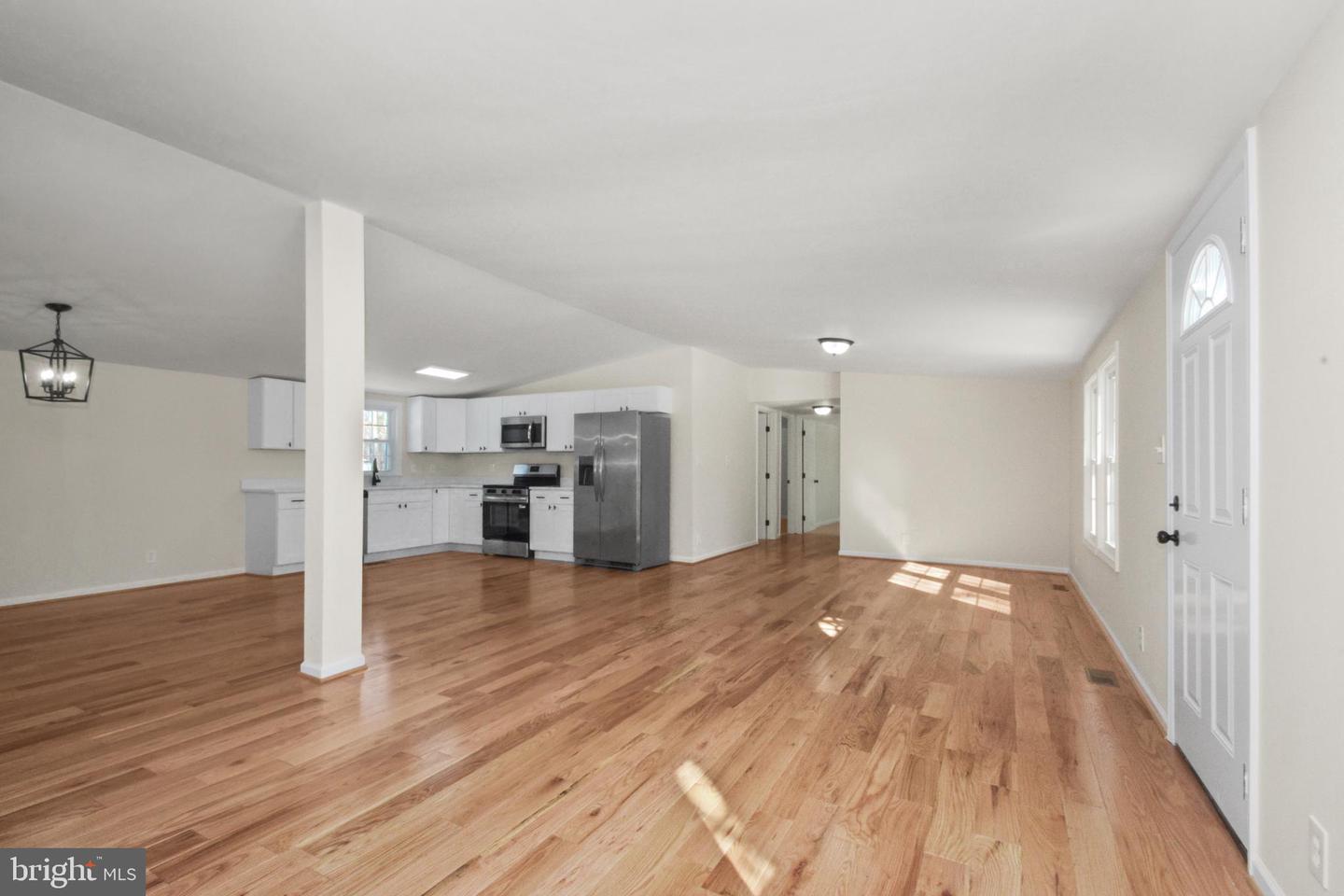 208 MARENGO CT, SPOTSYLVANIA, Virginia 22551, 4 Bedrooms Bedrooms, ,2 BathroomsBathrooms,Residential,For sale,208 MARENGO CT,VASP2039150 MLS # VASP2039150