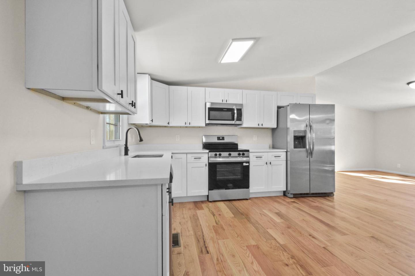 208 MARENGO CT, SPOTSYLVANIA, Virginia 22551, 4 Bedrooms Bedrooms, ,2 BathroomsBathrooms,Residential,For sale,208 MARENGO CT,VASP2039150 MLS # VASP2039150