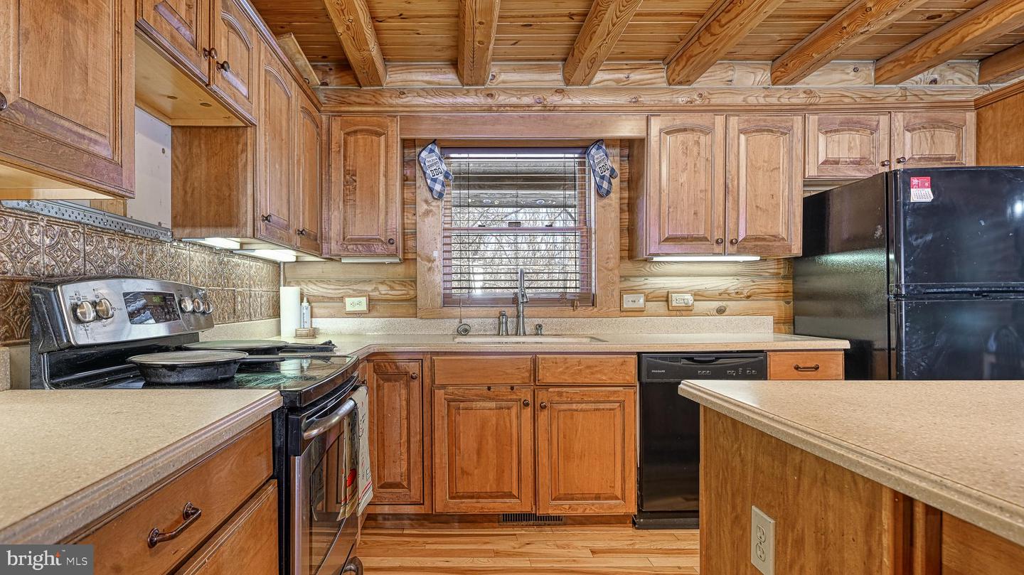 14425 MILLER RD, ORANGE, Virginia 22960, 2 Bedrooms Bedrooms, 8 Rooms Rooms,2 BathroomsBathrooms,Residential,For sale,14425 MILLER RD,VAOR2013260 MLS # VAOR2013260