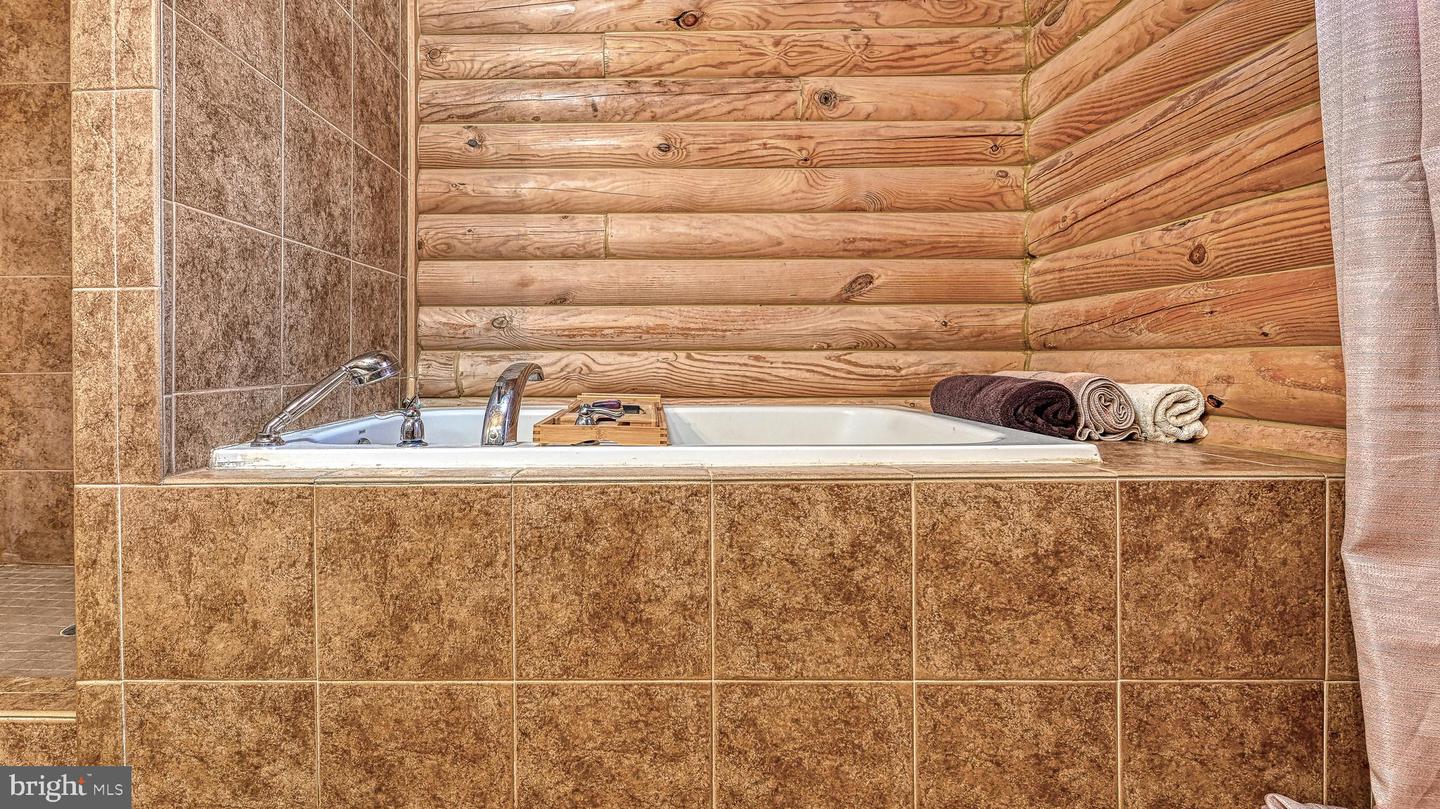 14425 MILLER RD, ORANGE, Virginia 22960, 2 Bedrooms Bedrooms, 8 Rooms Rooms,2 BathroomsBathrooms,Residential,For sale,14425 MILLER RD,VAOR2013260 MLS # VAOR2013260