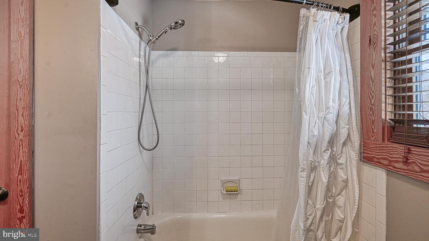 14425 MILLER RD, ORANGE, Virginia 22960, 2 Bedrooms Bedrooms, 8 Rooms Rooms,2 BathroomsBathrooms,Residential,For sale,14425 MILLER RD,VAOR2013260 MLS # VAOR2013260