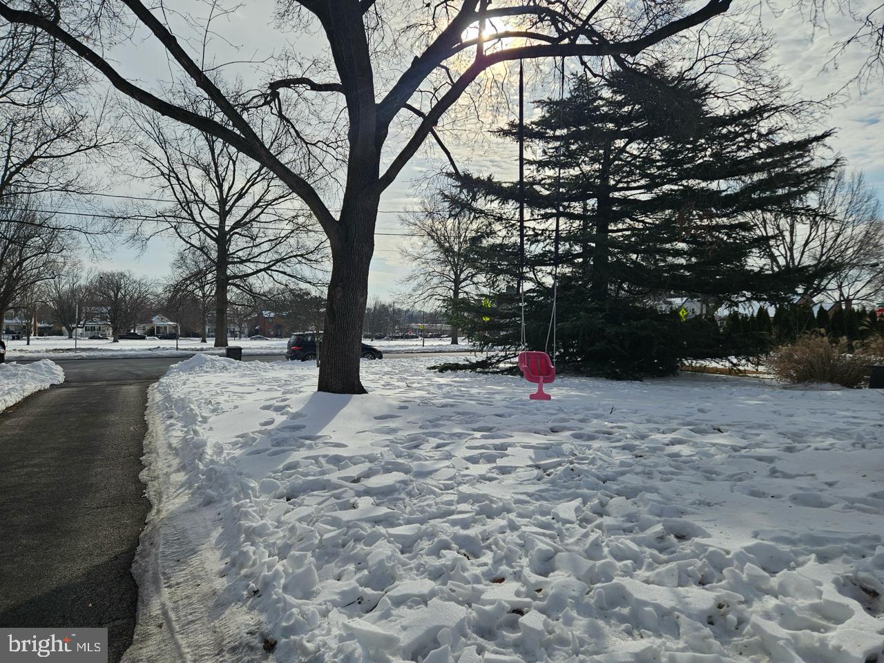 407 VAN FOSSEN ST, WINCHESTER, Virginia 22601, 2 Bedrooms Bedrooms, ,1 BathroomBathrooms,Residential,For sale,407 VAN FOSSEN ST,VAWI2009922 MLS # VAWI2009922