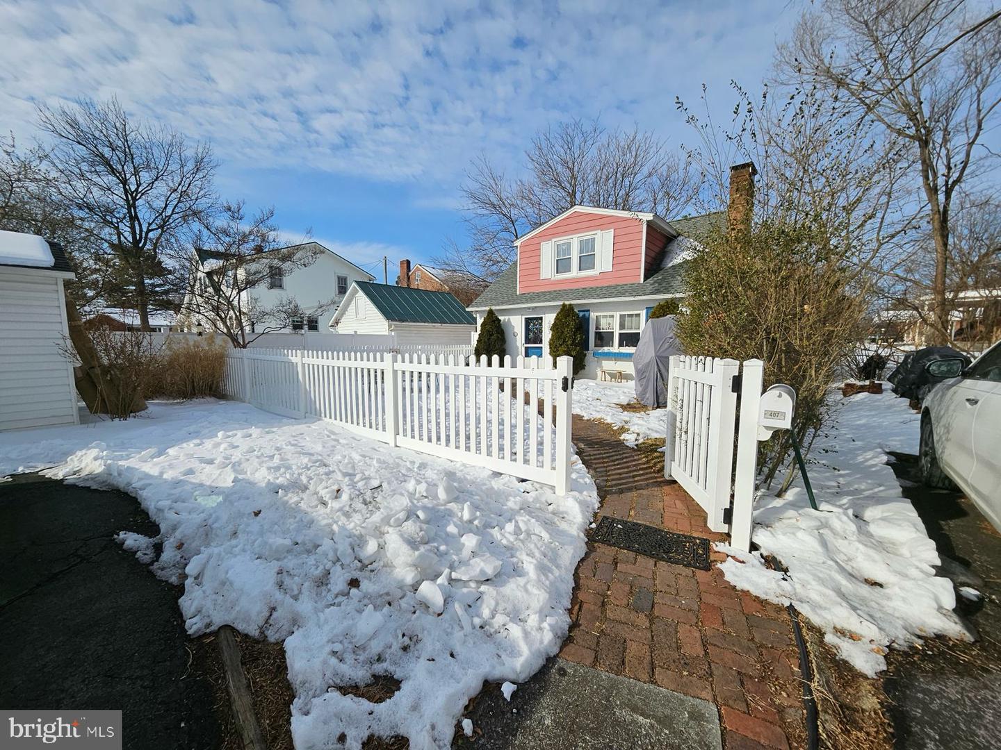 407 VAN FOSSEN ST, WINCHESTER, Virginia 22601, 2 Bedrooms Bedrooms, ,1 BathroomBathrooms,Residential,For sale,407 VAN FOSSEN ST,VAWI2009922 MLS # VAWI2009922