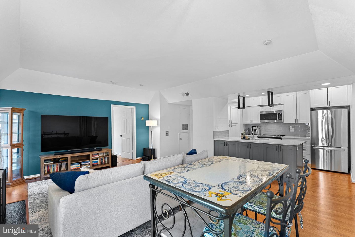 3916 PENDERVIEW DR #428, FAIRFAX, Virginia 22033, 2 Bedrooms Bedrooms, ,2 BathroomsBathrooms,Residential,For sale,3916 PENDERVIEW DR #428,VAFX2290062 MLS # VAFX2290062