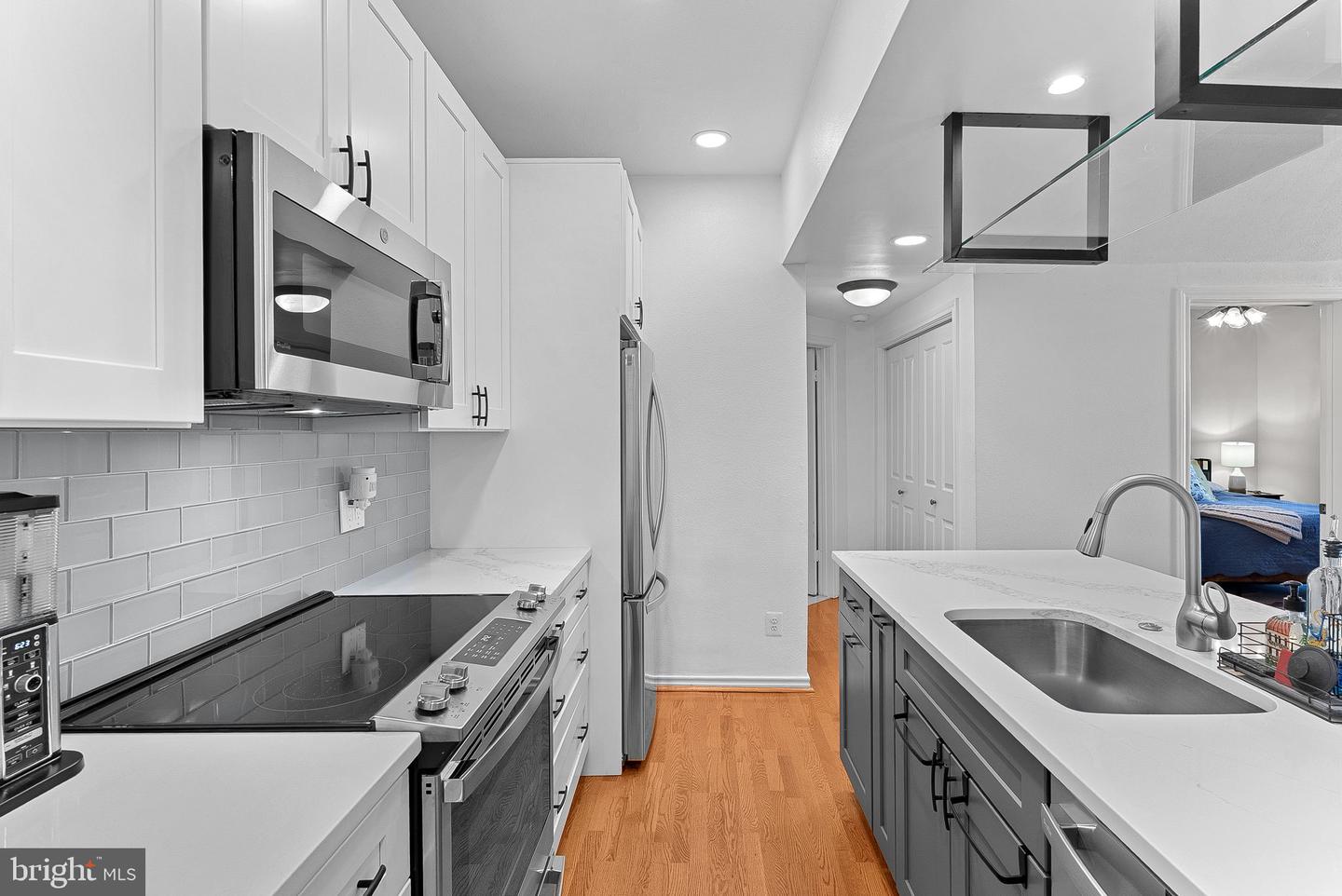 3916 PENDERVIEW DR #428, FAIRFAX, Virginia 22033, 2 Bedrooms Bedrooms, ,2 BathroomsBathrooms,Residential,For sale,3916 PENDERVIEW DR #428,VAFX2290062 MLS # VAFX2290062