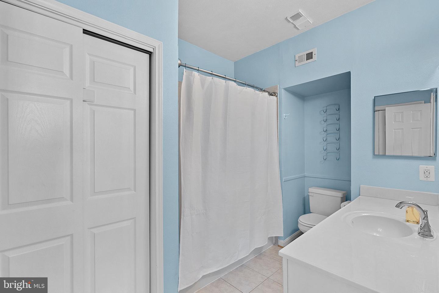 3916 PENDERVIEW DR #428, FAIRFAX, Virginia 22033, 2 Bedrooms Bedrooms, ,2 BathroomsBathrooms,Residential,For sale,3916 PENDERVIEW DR #428,VAFX2290062 MLS # VAFX2290062