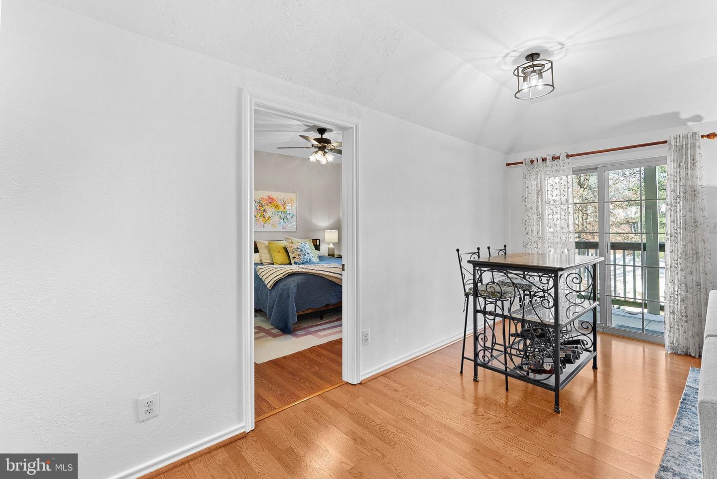 3916 PENDERVIEW DR #428, FAIRFAX, Virginia 22033, 2 Bedrooms Bedrooms, ,2 BathroomsBathrooms,Residential,For sale,3916 PENDERVIEW DR #428,VAFX2290062 MLS # VAFX2290062