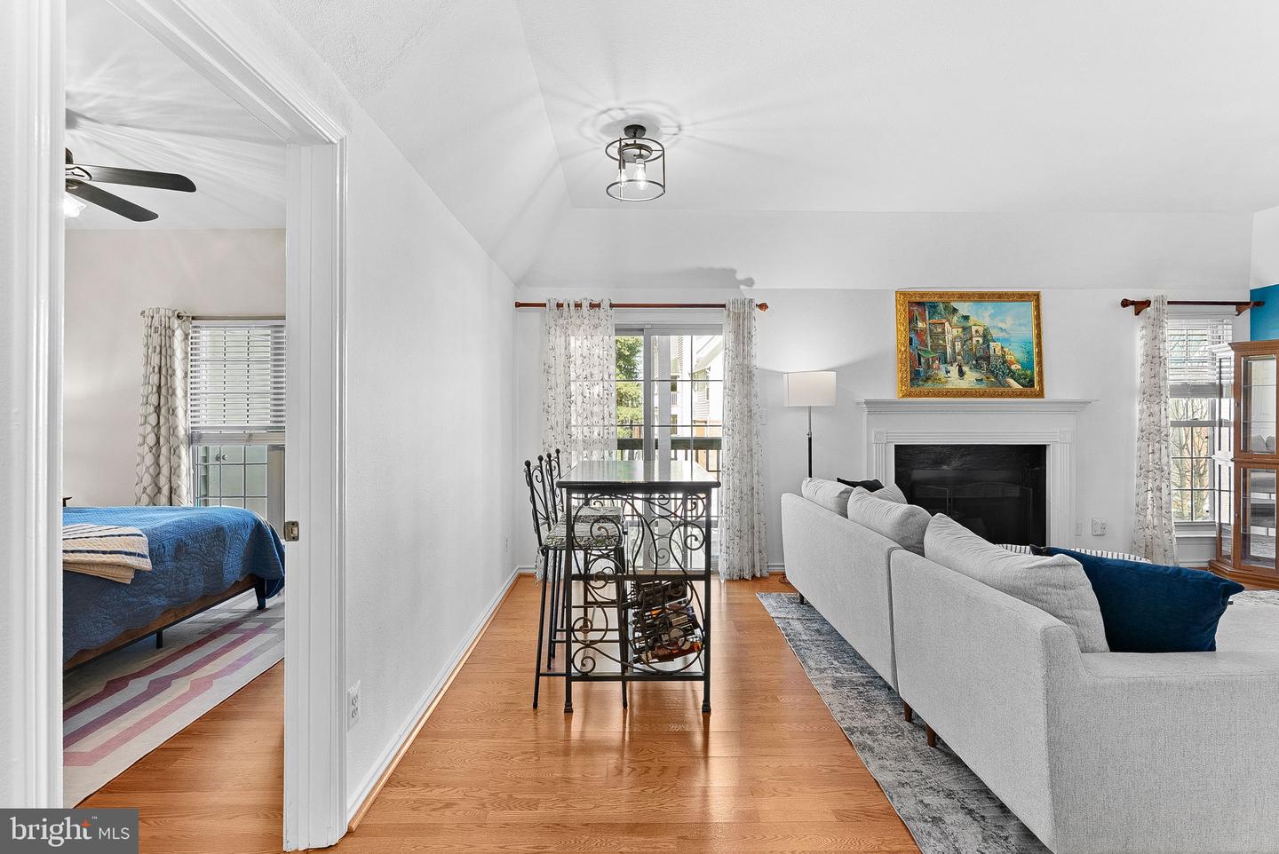 3916 PENDERVIEW DR #428, FAIRFAX, Virginia 22033, 2 Bedrooms Bedrooms, ,2 BathroomsBathrooms,Residential,For sale,3916 PENDERVIEW DR #428,VAFX2290062 MLS # VAFX2290062