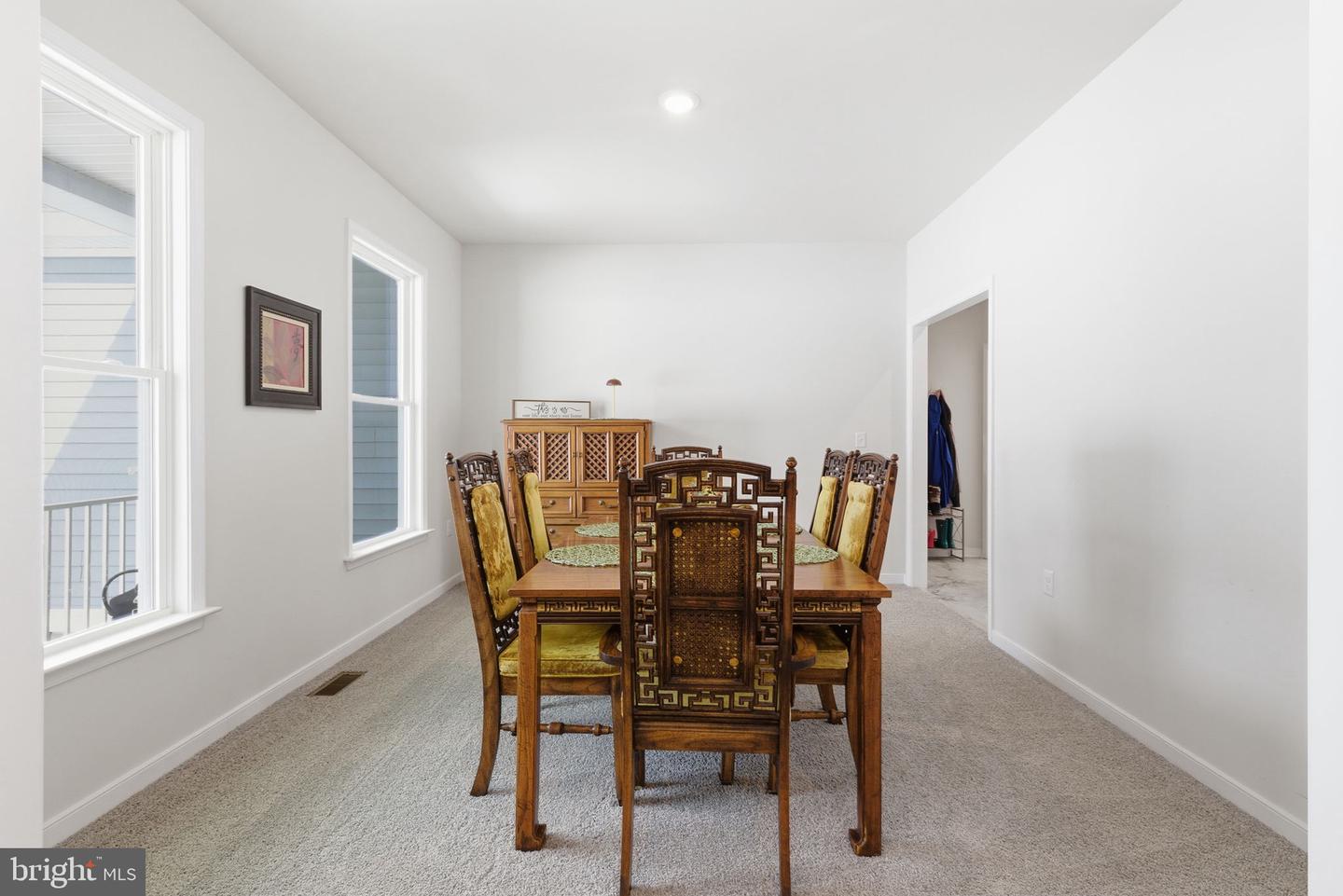 616 S POES RD, AMISSVILLE, Virginia 20106, 4 Bedrooms Bedrooms, ,4 BathroomsBathrooms,Residential,For sale,616 S POES RD,VARP2002472 MLS # VARP2002472