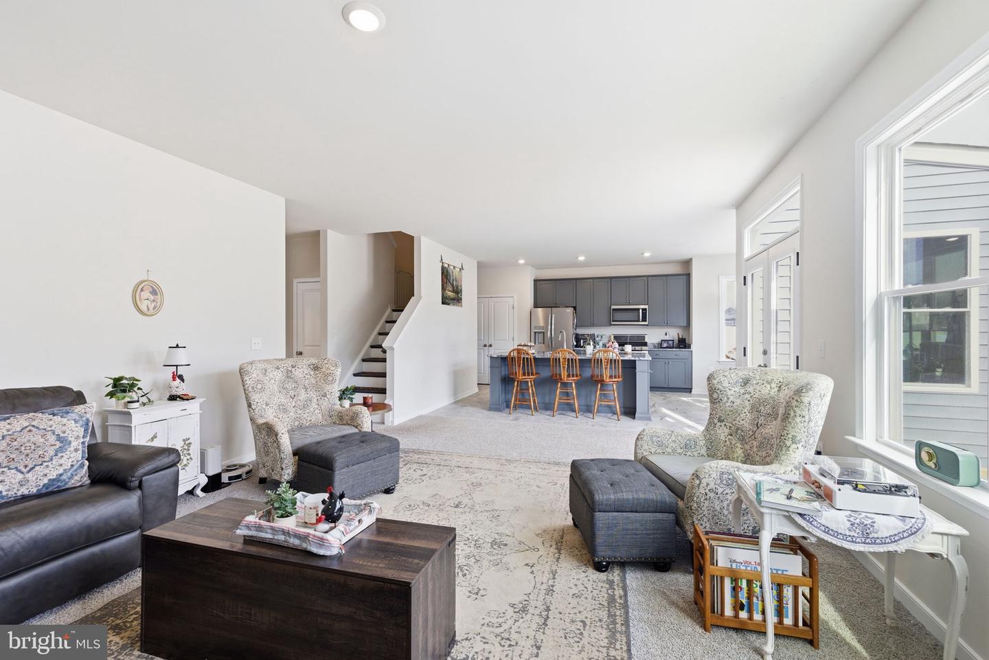 616 S POES RD, AMISSVILLE, Virginia 20106, 4 Bedrooms Bedrooms, ,4 BathroomsBathrooms,Residential,For sale,616 S POES RD,VARP2002472 MLS # VARP2002472