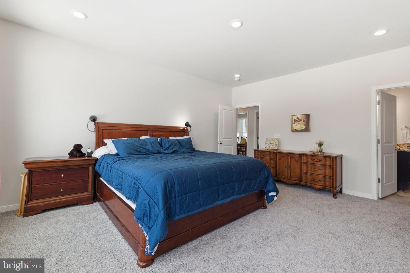 616 S POES RD, AMISSVILLE, Virginia 20106, 4 Bedrooms Bedrooms, ,4 BathroomsBathrooms,Residential,For sale,616 S POES RD,VARP2002472 MLS # VARP2002472