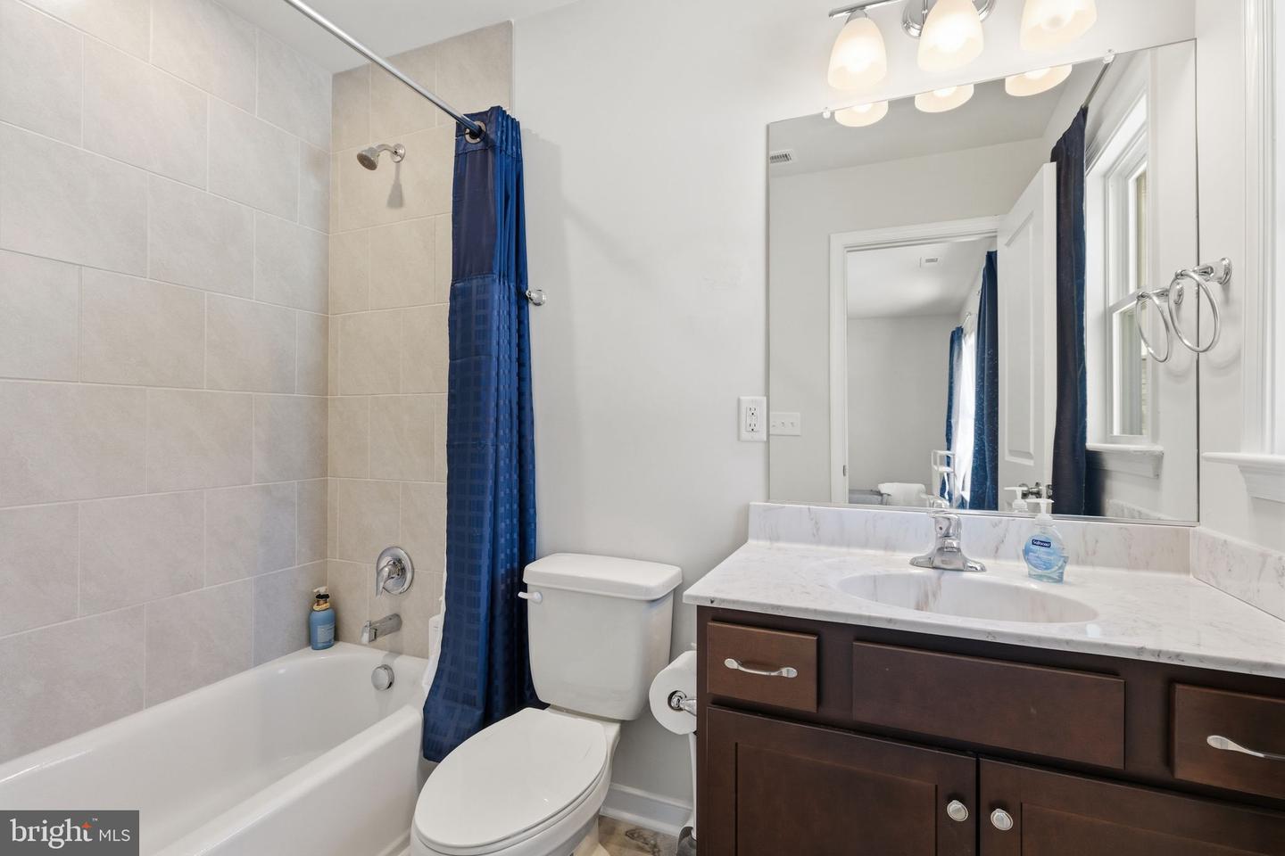 616 S POES RD, AMISSVILLE, Virginia 20106, 4 Bedrooms Bedrooms, ,4 BathroomsBathrooms,Residential,For sale,616 S POES RD,VARP2002472 MLS # VARP2002472