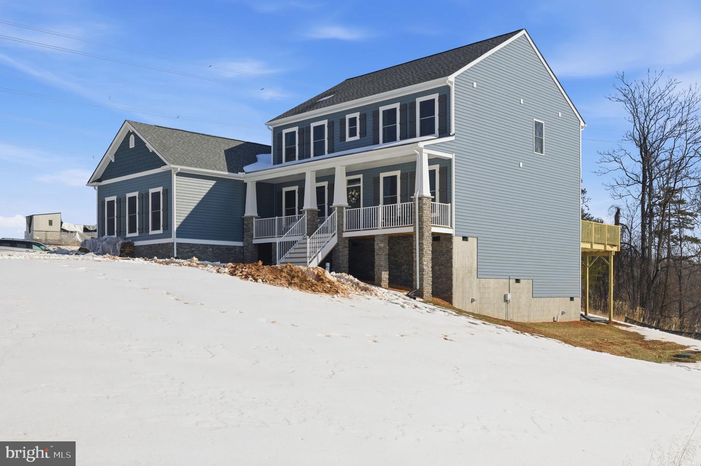 616 S POES RD, AMISSVILLE, Virginia 20106, 4 Bedrooms Bedrooms, ,4 BathroomsBathrooms,Residential,For sale,616 S POES RD,VARP2002472 MLS # VARP2002472