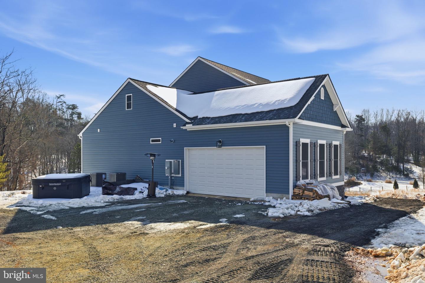 616 S POES RD, AMISSVILLE, Virginia 20106, 4 Bedrooms Bedrooms, ,4 BathroomsBathrooms,Residential,For sale,616 S POES RD,VARP2002472 MLS # VARP2002472