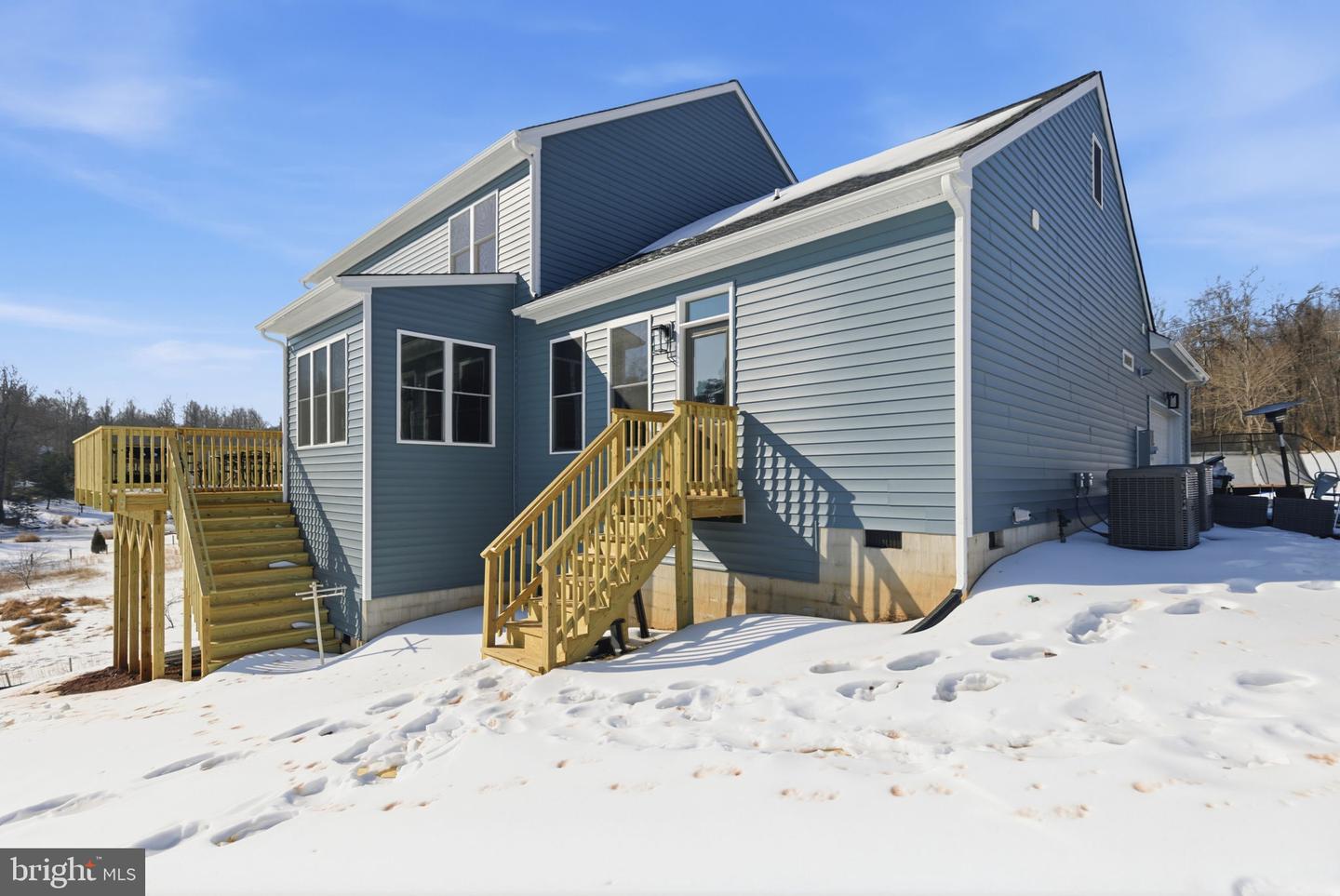 616 S POES RD, AMISSVILLE, Virginia 20106, 4 Bedrooms Bedrooms, ,4 BathroomsBathrooms,Residential,For sale,616 S POES RD,VARP2002472 MLS # VARP2002472