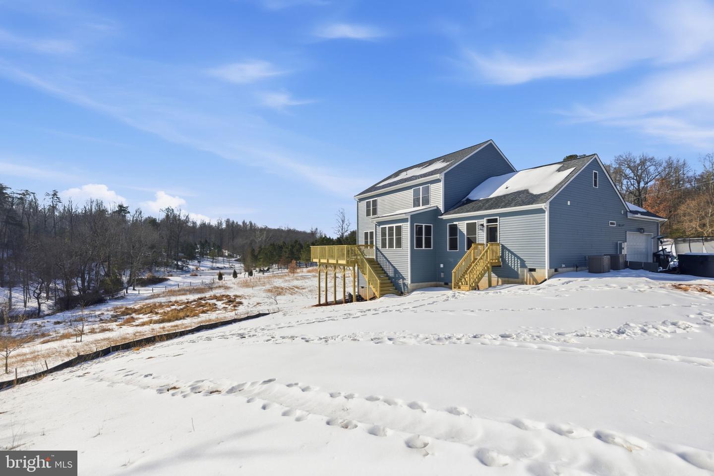 616 S POES RD, AMISSVILLE, Virginia 20106, 4 Bedrooms Bedrooms, ,4 BathroomsBathrooms,Residential,For sale,616 S POES RD,VARP2002472 MLS # VARP2002472