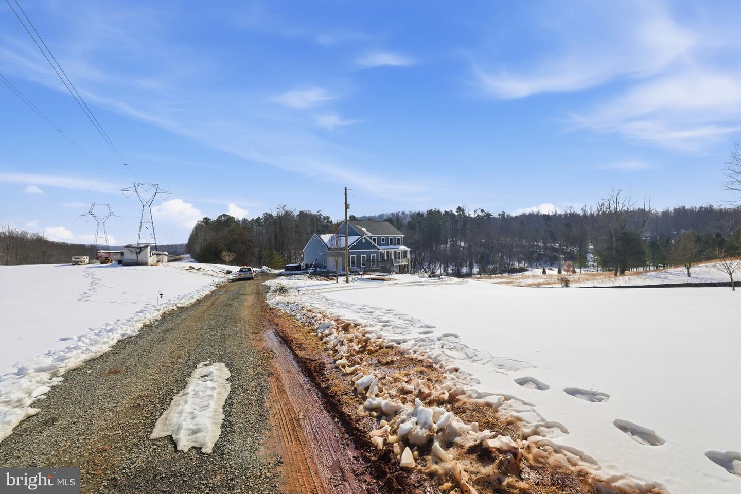 616 S POES RD, AMISSVILLE, Virginia 20106, 4 Bedrooms Bedrooms, ,4 BathroomsBathrooms,Residential,For sale,616 S POES RD,VARP2002472 MLS # VARP2002472