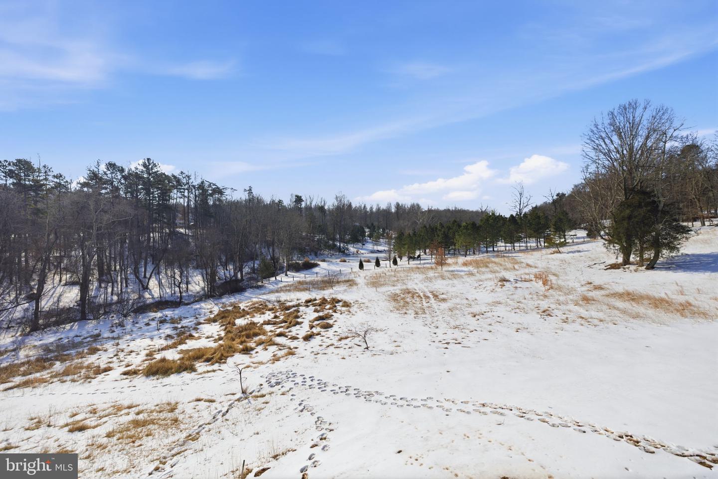 616 S POES RD, AMISSVILLE, Virginia 20106, 4 Bedrooms Bedrooms, ,4 BathroomsBathrooms,Residential,For sale,616 S POES RD,VARP2002472 MLS # VARP2002472