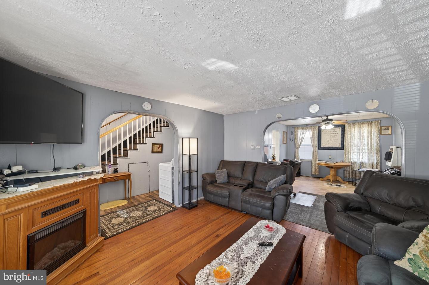 376 CHARLES ST, WINCHESTER, Virginia 22601, 3 Bedrooms Bedrooms, 4 Rooms Rooms,1 BathroomBathrooms,Residential,For sale,376 CHARLES ST,VAWI2009942 MLS # VAWI2009942