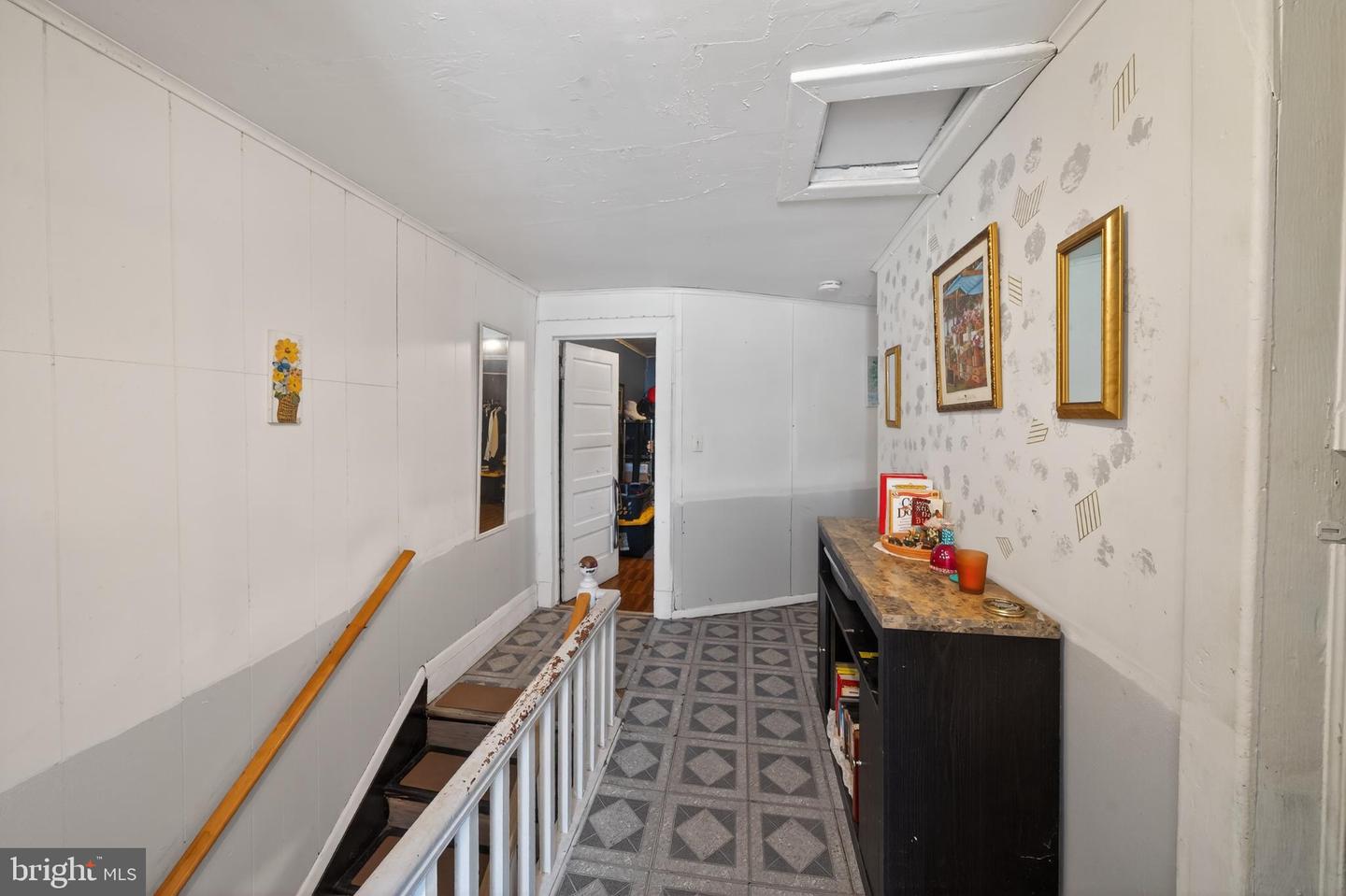 376 CHARLES ST, WINCHESTER, Virginia 22601, 3 Bedrooms Bedrooms, 4 Rooms Rooms,1 BathroomBathrooms,Residential,For sale,376 CHARLES ST,VAWI2009942 MLS # VAWI2009942