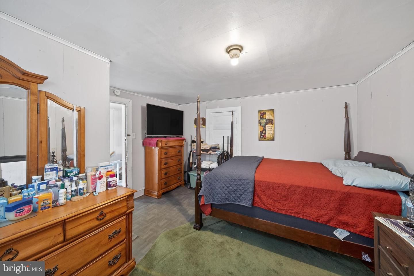 376 CHARLES ST, WINCHESTER, Virginia 22601, 3 Bedrooms Bedrooms, 4 Rooms Rooms,1 BathroomBathrooms,Residential,For sale,376 CHARLES ST,VAWI2009942 MLS # VAWI2009942