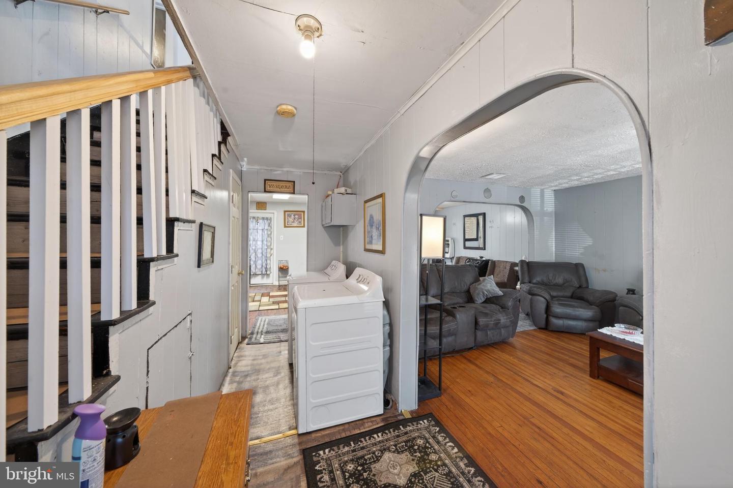 376 CHARLES ST, WINCHESTER, Virginia 22601, 3 Bedrooms Bedrooms, 4 Rooms Rooms,1 BathroomBathrooms,Residential,For sale,376 CHARLES ST,VAWI2009942 MLS # VAWI2009942