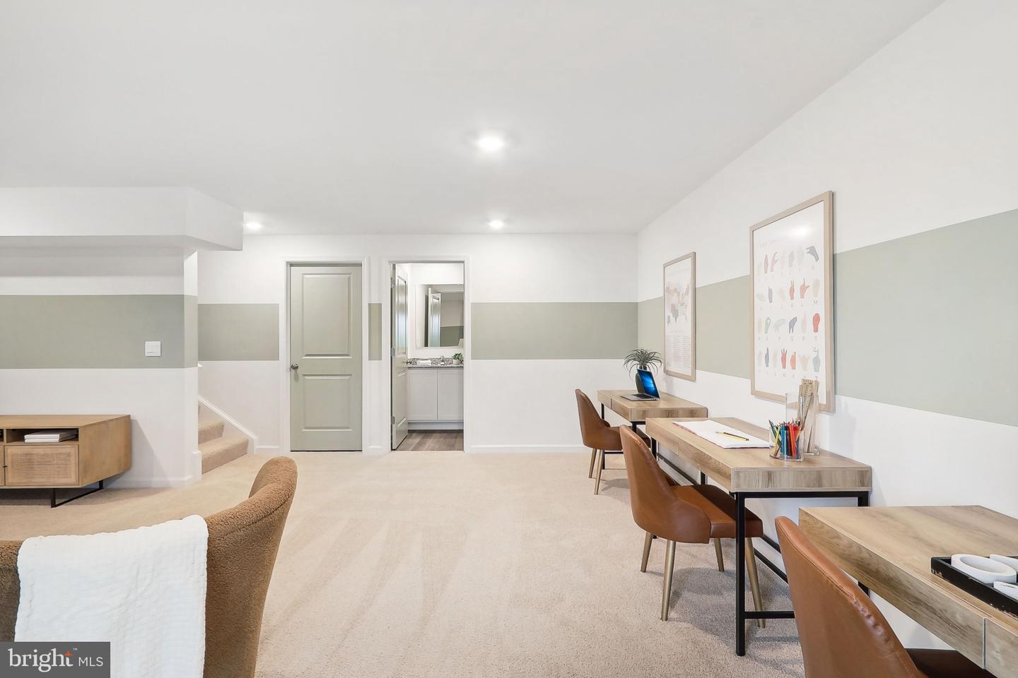 111 STEARNS DR, STEPHENS CITY, Virginia 22655, 5 Bedrooms Bedrooms, ,4 BathroomsBathrooms,Residential,For sale,111 STEARNS DR,VAFV2039484 MLS # VAFV2039484