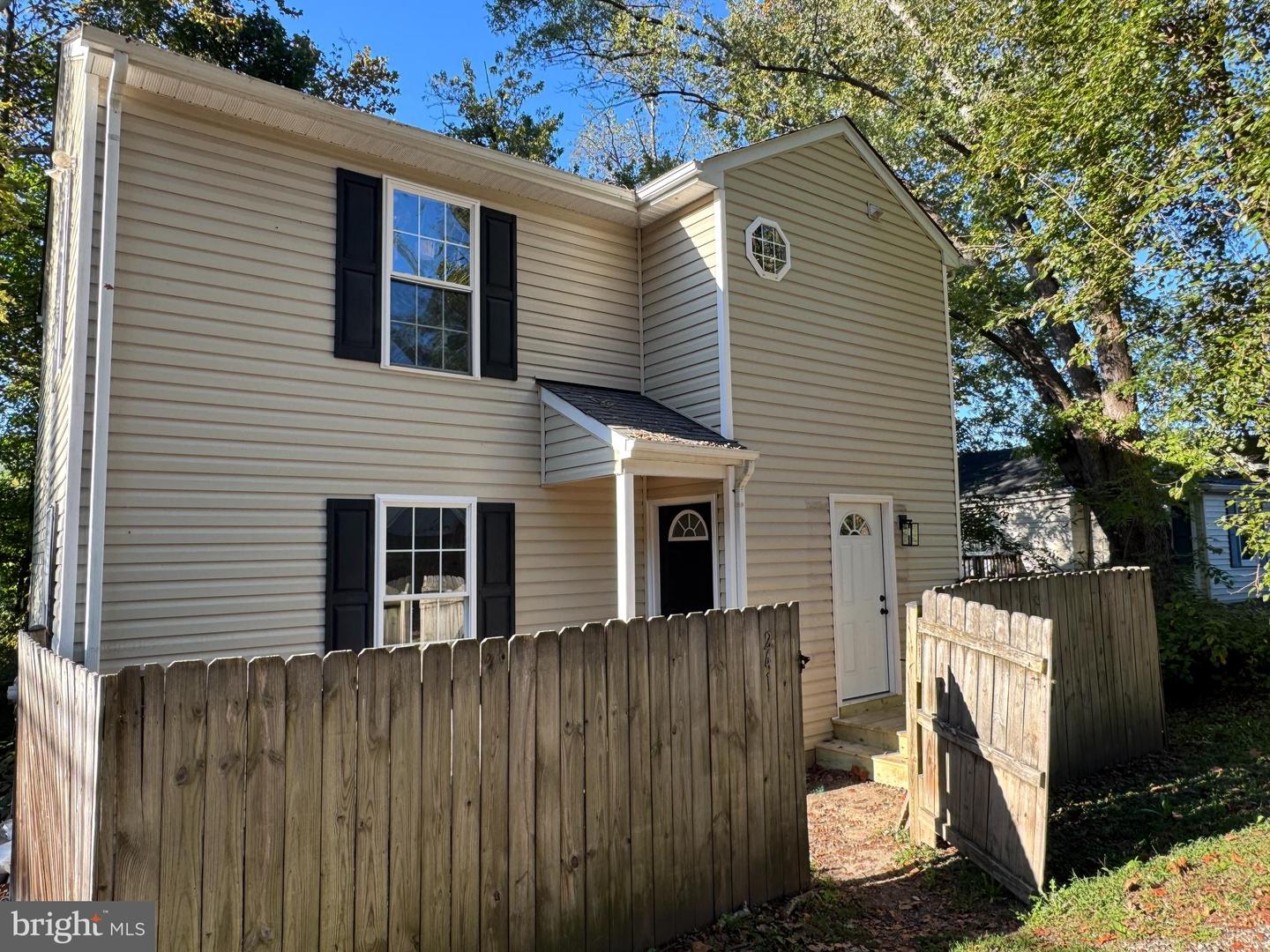 241 & 243 CAMBRIDGE ST, FREDERICKSBURG, Virginia 22405, 6 Bedrooms Bedrooms, ,3 BathroomsBathrooms,Residential,For sale,241 & 243 CAMBRIDGE ST,VAST2045936 MLS # VAST2045936