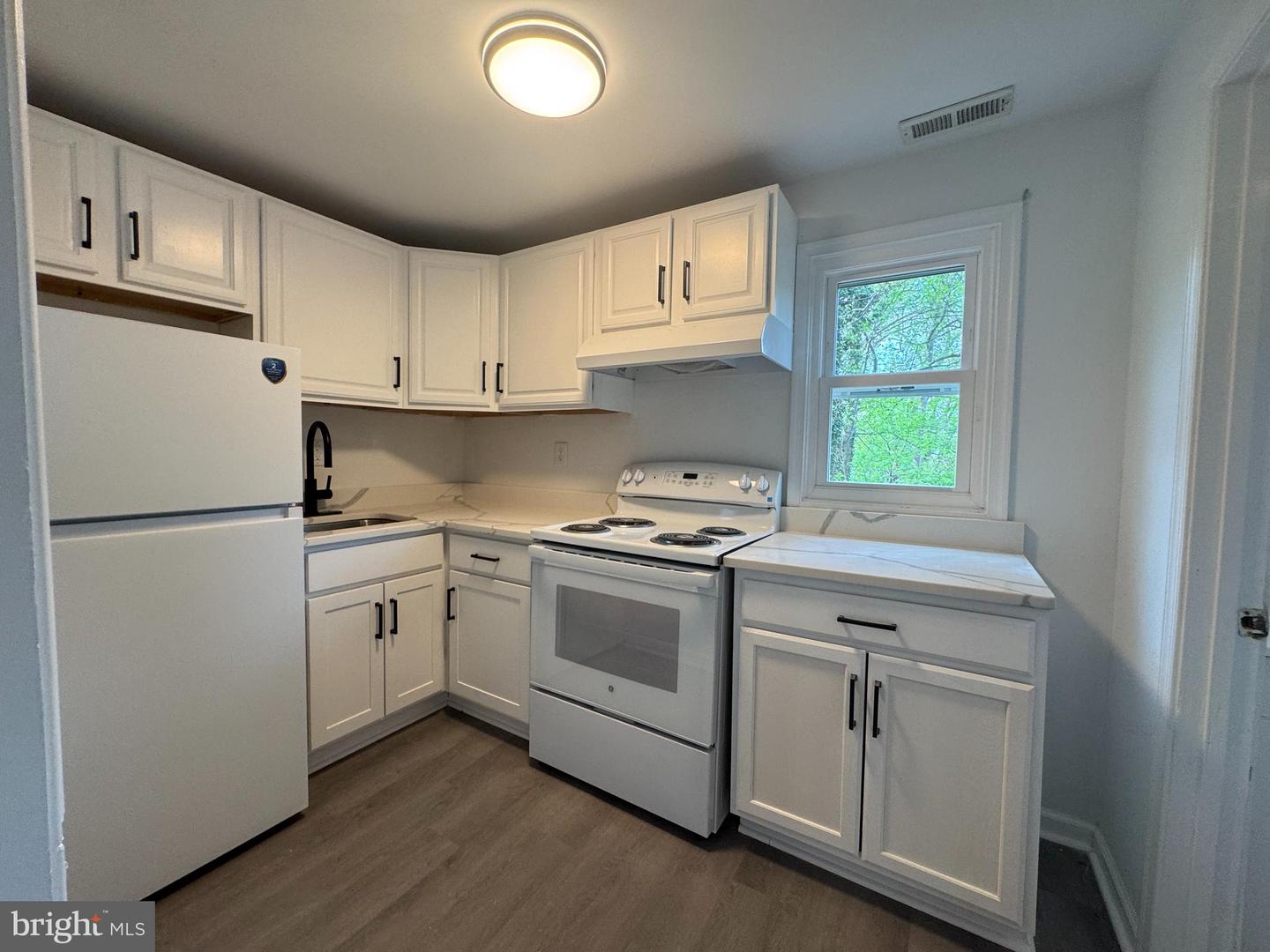 241 & 243 CAMBRIDGE ST, FREDERICKSBURG, Virginia 22405, 6 Bedrooms Bedrooms, ,3 BathroomsBathrooms,Residential,For sale,241 & 243 CAMBRIDGE ST,VAST2045936 MLS # VAST2045936