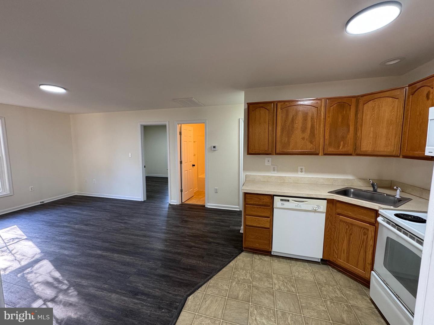 241 & 243 CAMBRIDGE ST, FREDERICKSBURG, Virginia 22405, 6 Bedrooms Bedrooms, ,3 BathroomsBathrooms,Residential,For sale,241 & 243 CAMBRIDGE ST,VAST2045936 MLS # VAST2045936