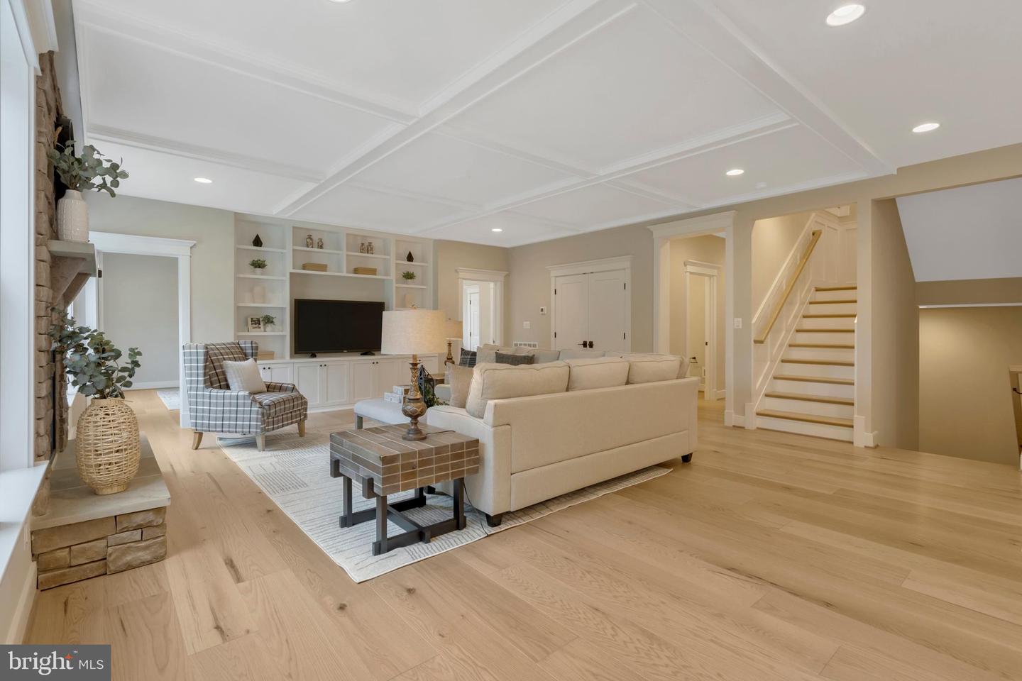 16020 KEYMER HILL CT, HAMILTON, Virginia 20158, 4 Bedrooms Bedrooms, ,4 BathroomsBathrooms,Residential,For sale,16020 KEYMER HILL CT,VALO2115610 MLS # VALO2115610