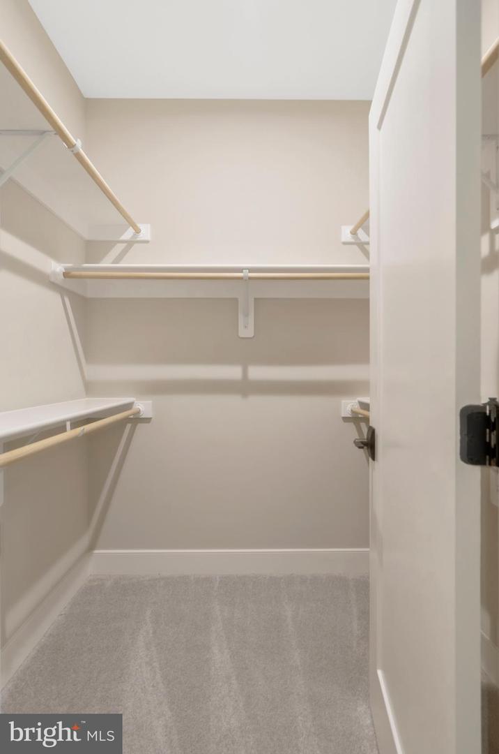 16020 KEYMER HILL CT, HAMILTON, Virginia 20158, 4 Bedrooms Bedrooms, ,4 BathroomsBathrooms,Residential,For sale,16020 KEYMER HILL CT,VALO2115610 MLS # VALO2115610